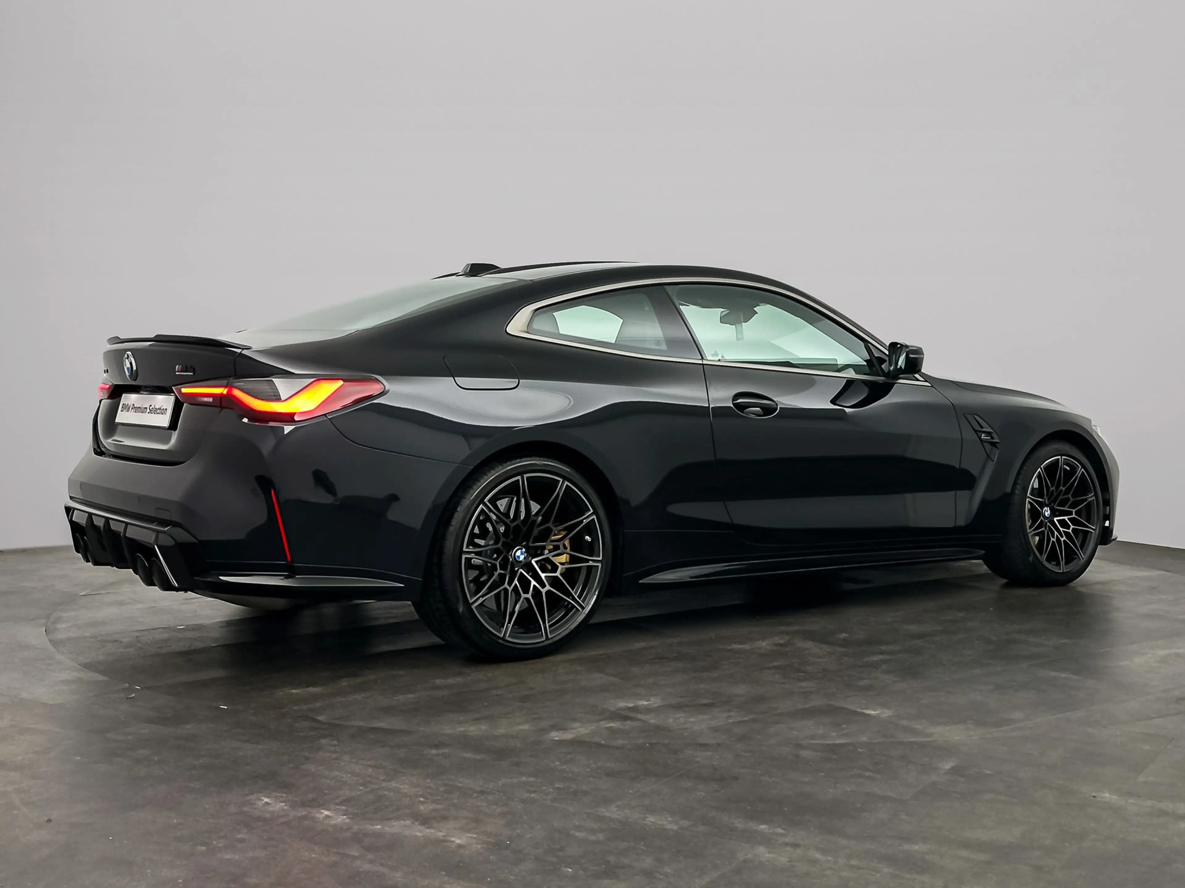 BMW M4 4-serie Coupé xDrive Competition | Stuurwielrand v — photo 5