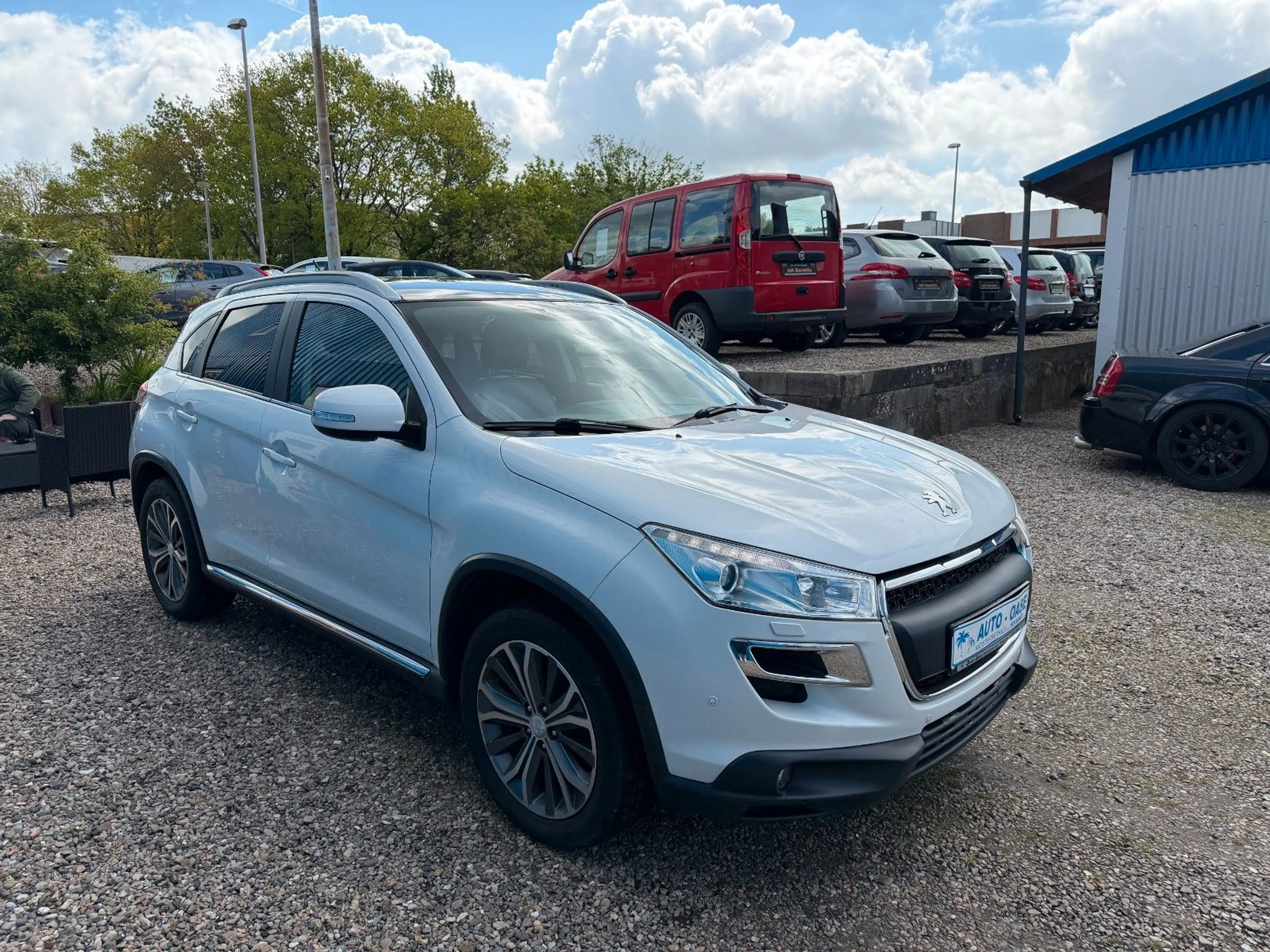 Peugeot 4008 Allure 4WD**Navi*AHK*Keyles-GO** — photo 3