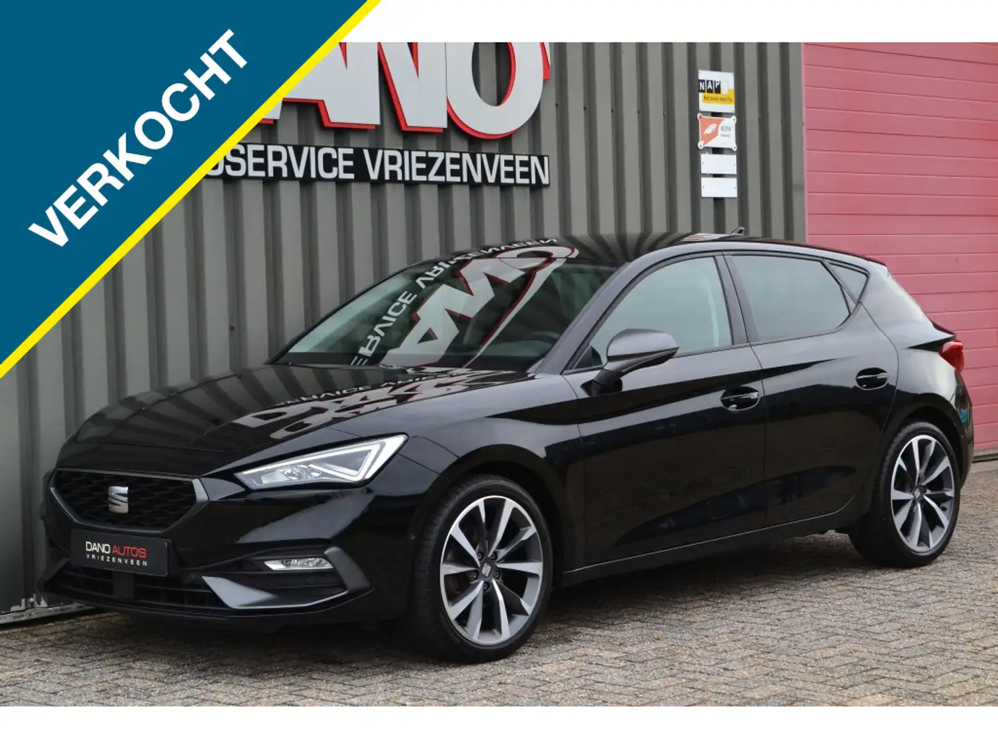 SEAT Leon FR Business 1.5 TSI 150PK Camera/LED/ACC/Keyless Zwart - 1