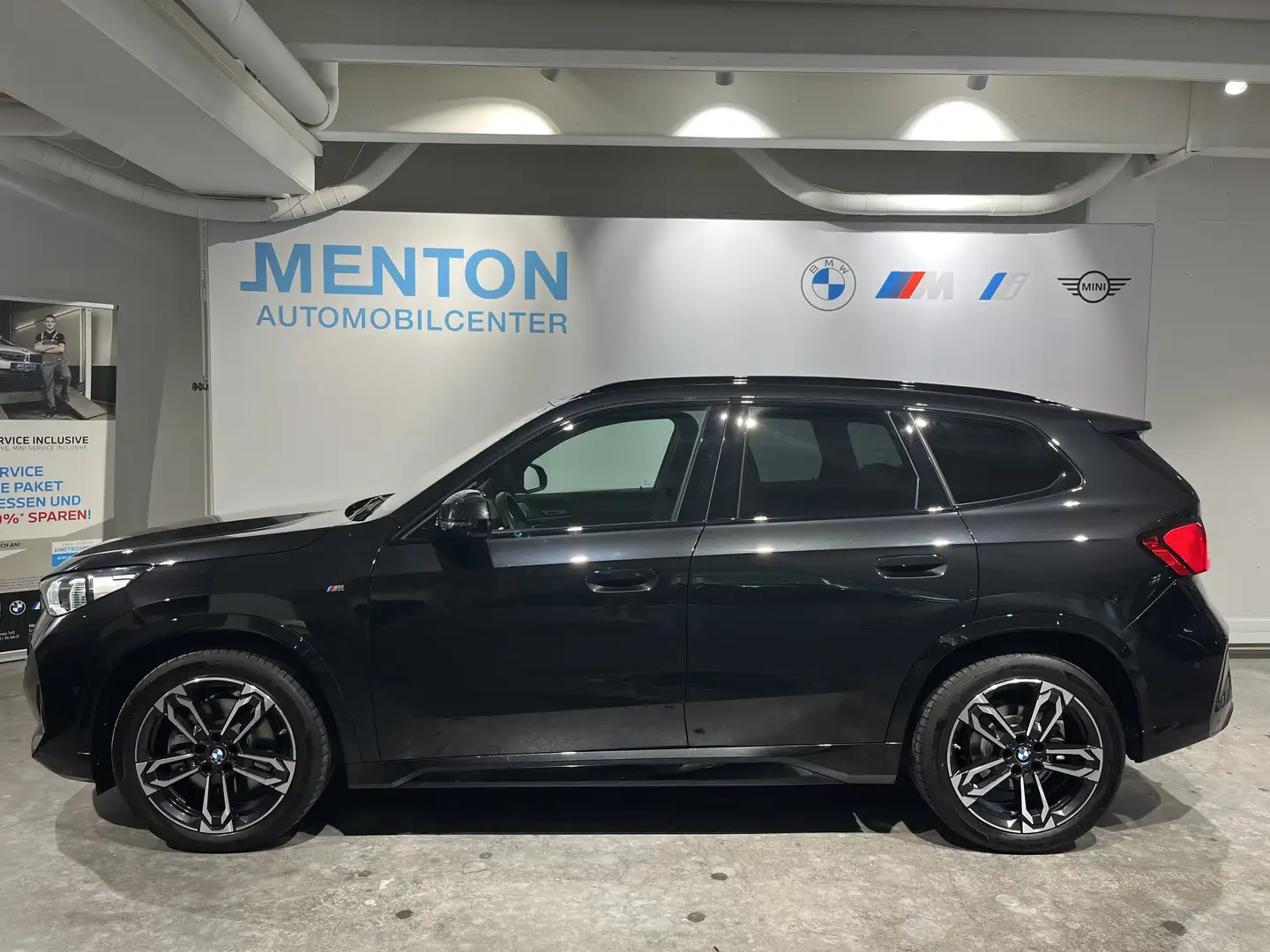 BMW X1 xDrive23d M Sportpaket/ad.LED/HuD/harman/Kamera Schwarz - 2