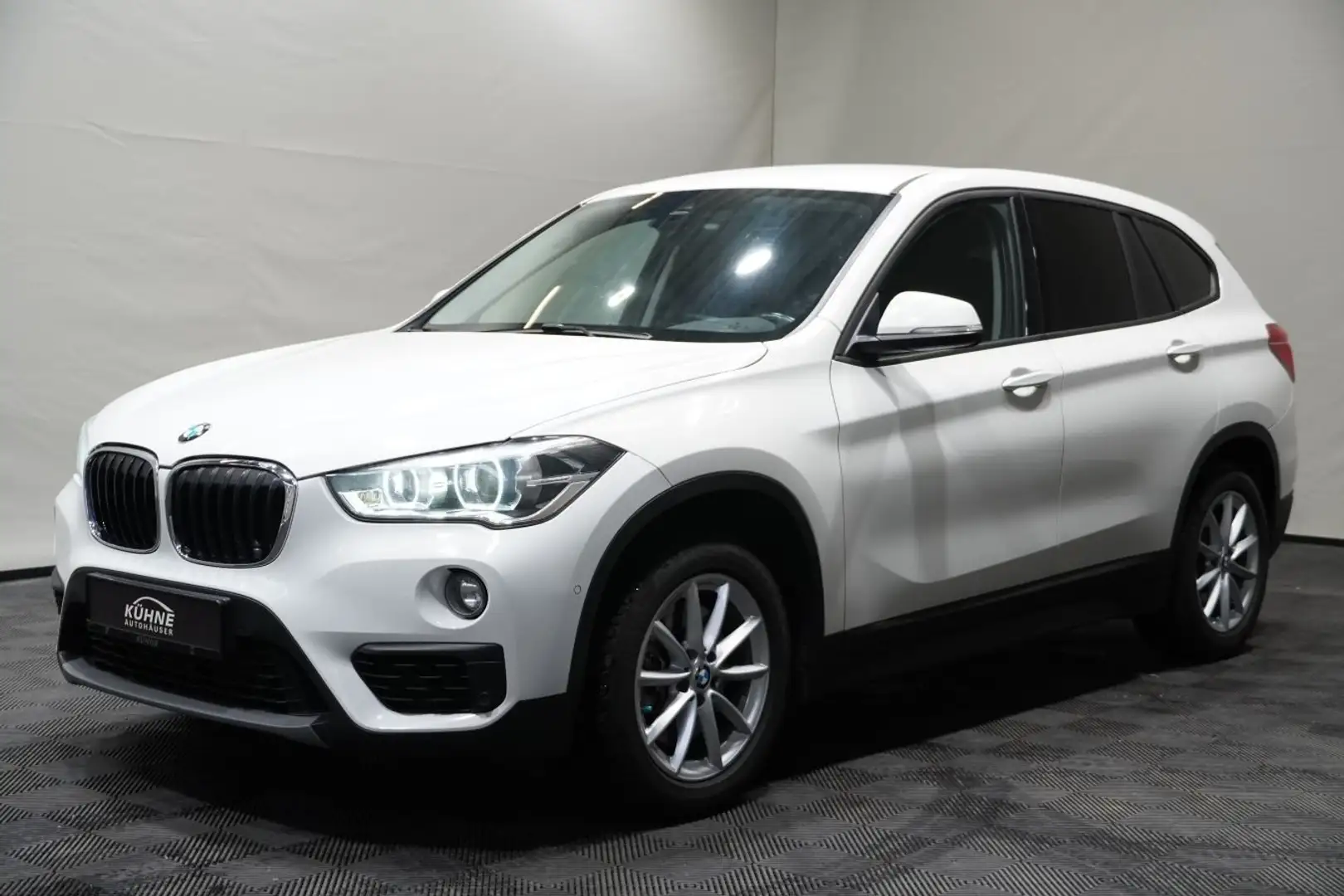 BMW X1 xDrive 25d Advantage | NUR HÄNDLER! Weiß - 2