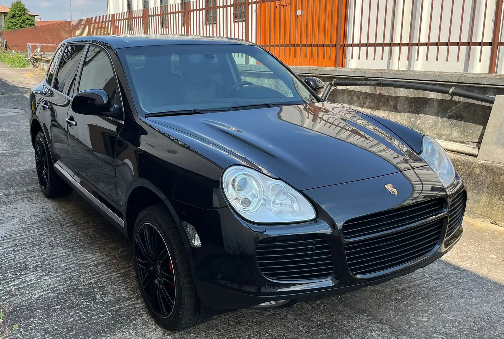 Porsche Cayenne 4.5 Turbo Schwarz - 1