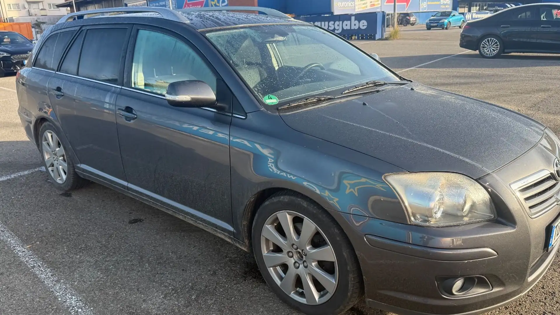 Toyota Avensis Kombi 2.0 Team, AHK, Klima, 153.000 KM Grau - 1