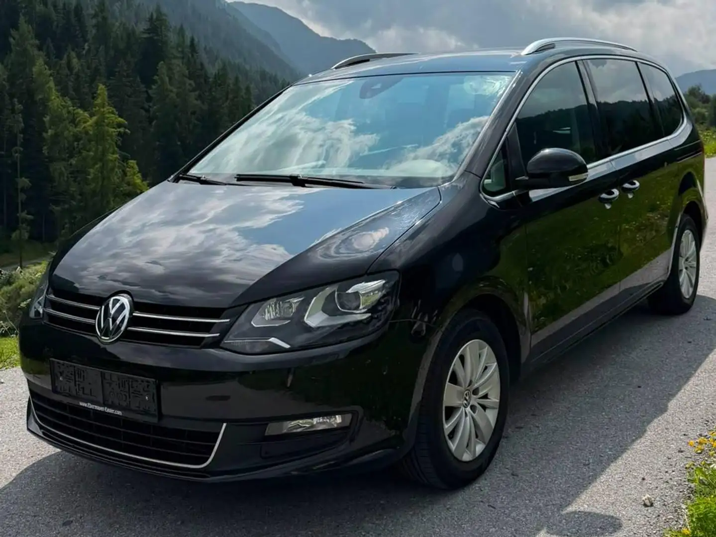 Volkswagen Sharan Sharan Comfortline BMT SCR 2,0 TDI 4Motion Comfortline Schwarz - 1