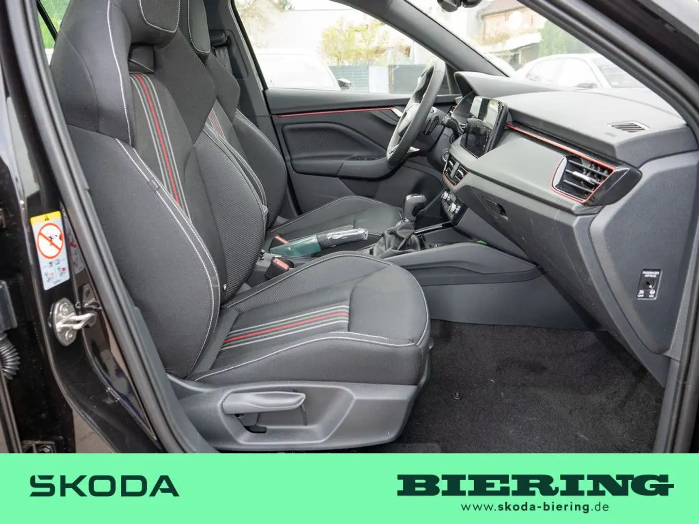 Skoda Kamiq 1.5 TSI Monte Carlo ACC PANO MATRIX-LED Negro - 2