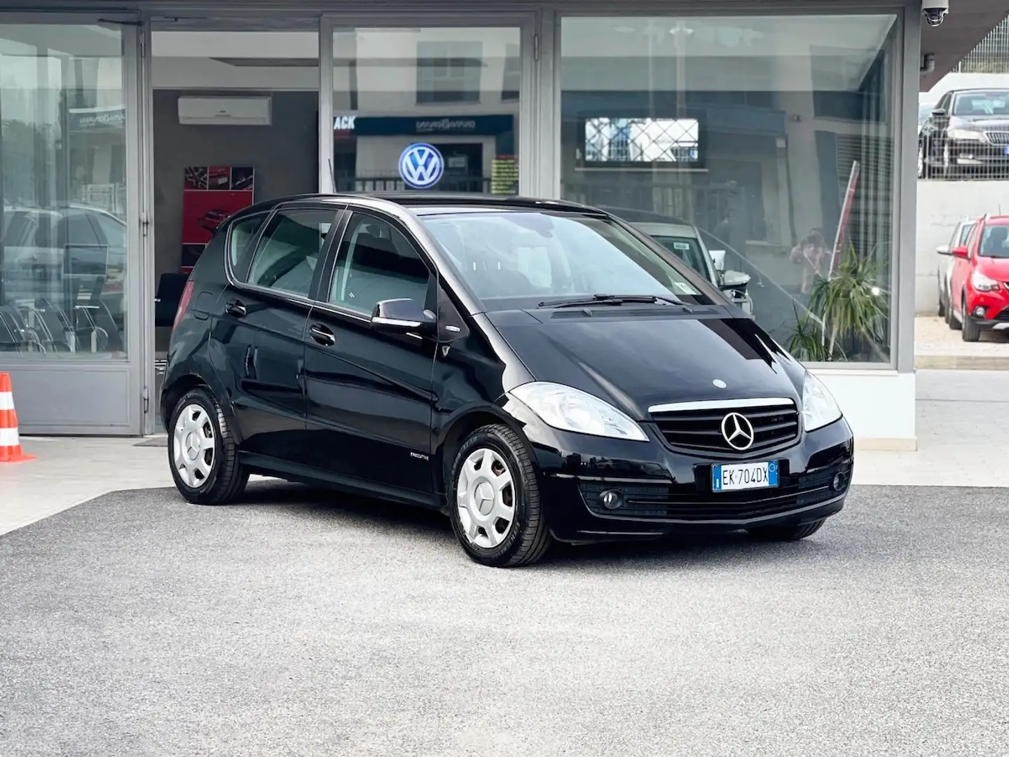 Mercedes-Benz A 160 1.5 Benzina 95CV E5 - 2011 Noir - 1