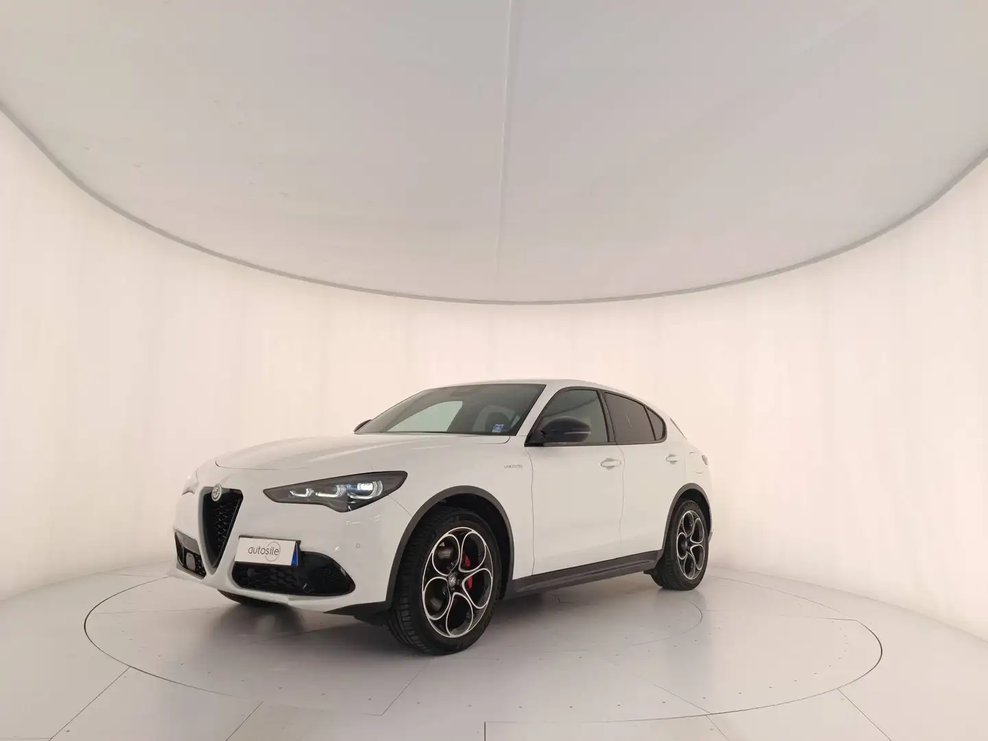 Alfa Romeo Stelvio 2.2 Turbo Veloce Bianco - 1