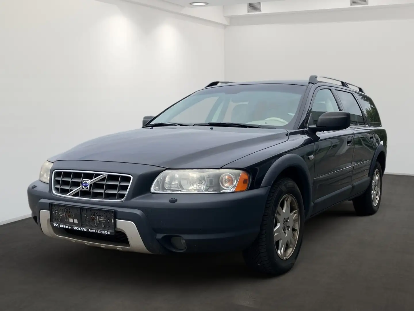 Volvo XC70 D5 Summum Leder Negru - 2