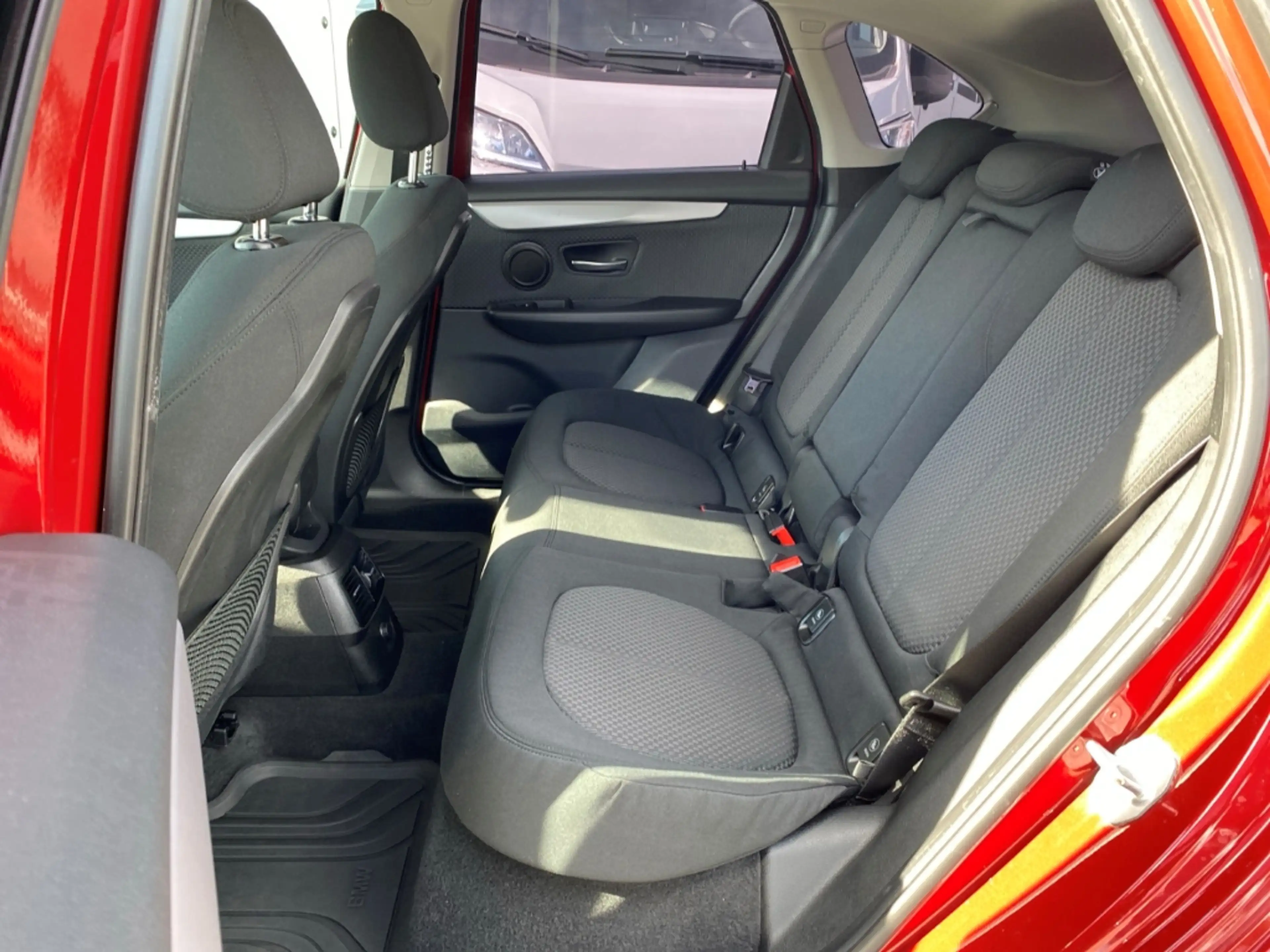 BMW 225 Active Tourer xe iPerformance NAVI+KLIMA+PDC — photo 11