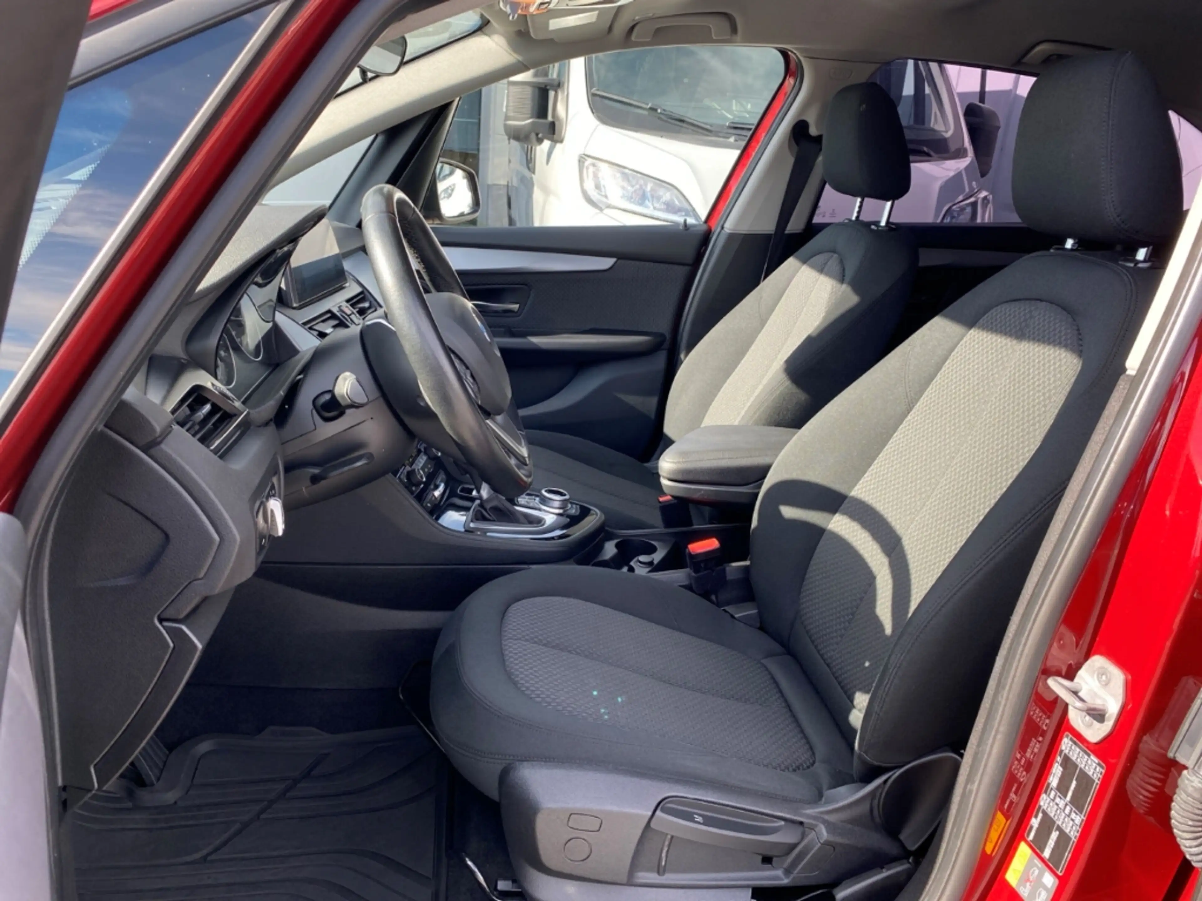 BMW 225 Active Tourer xe iPerformance NAVI+KLIMA+PDC — photo 9
