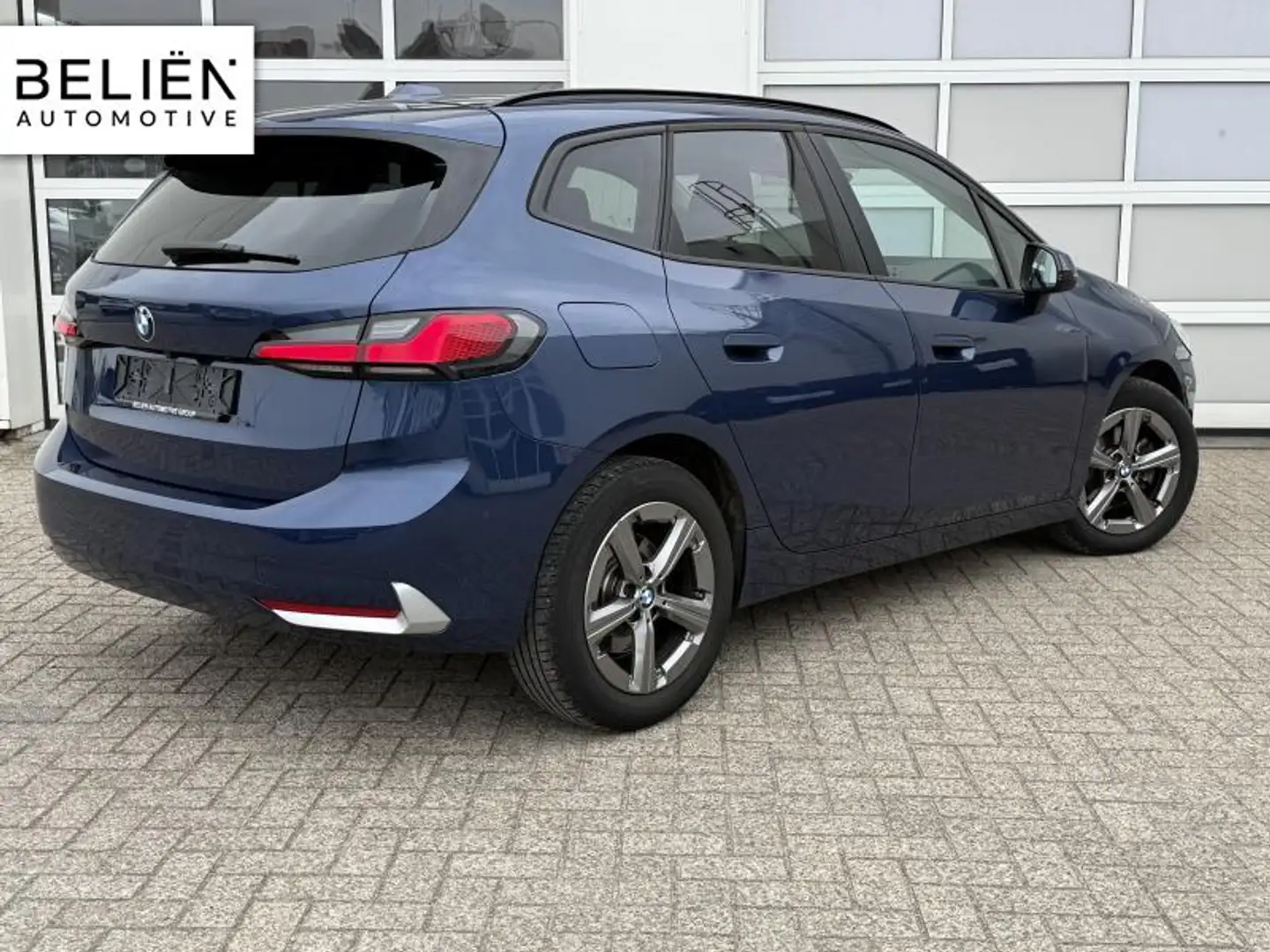 BMW 218 Active Tourer Blau - 2