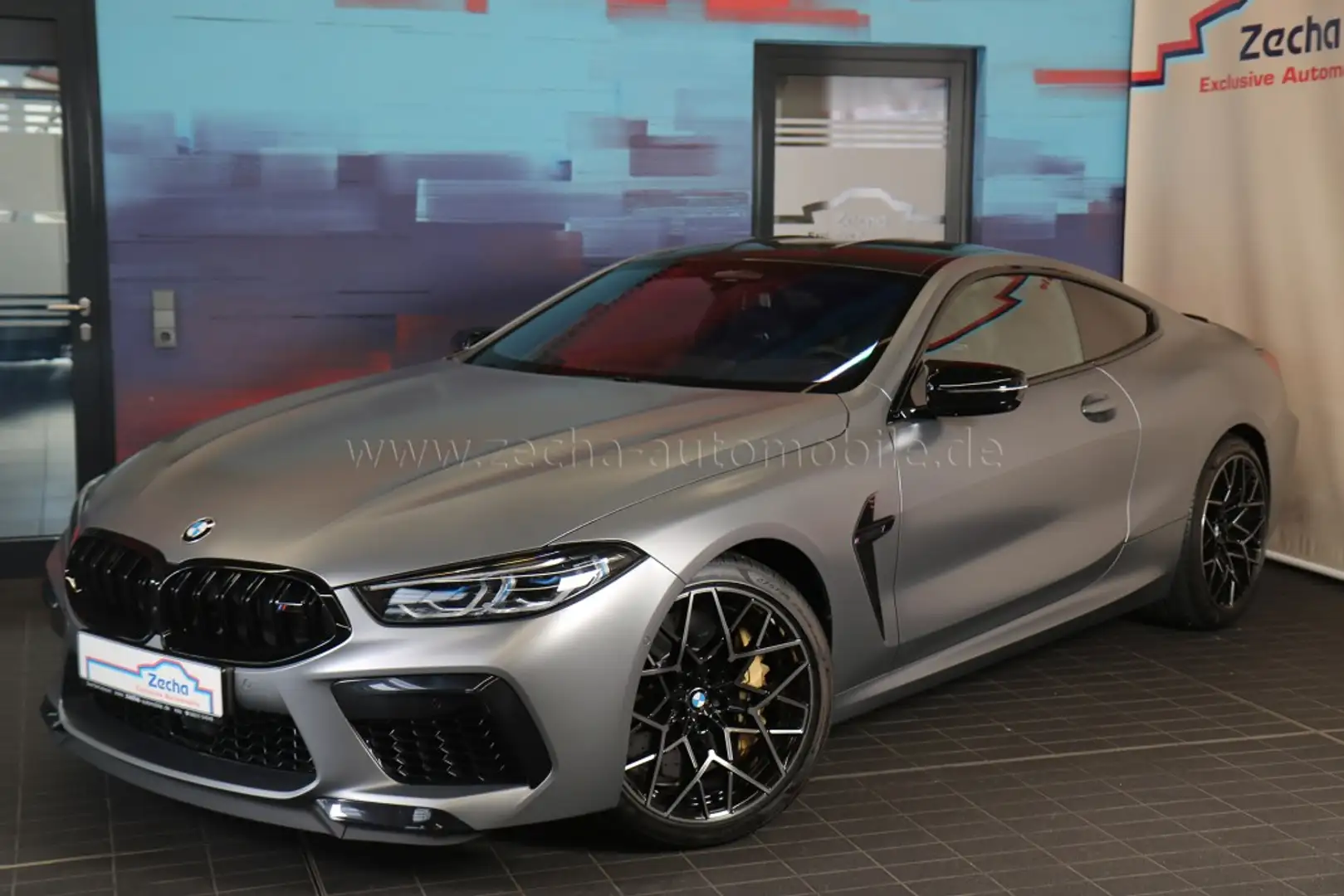 BMW M8 Coupé M Driver Package B&W LaserKeramikbremse Grau - 1