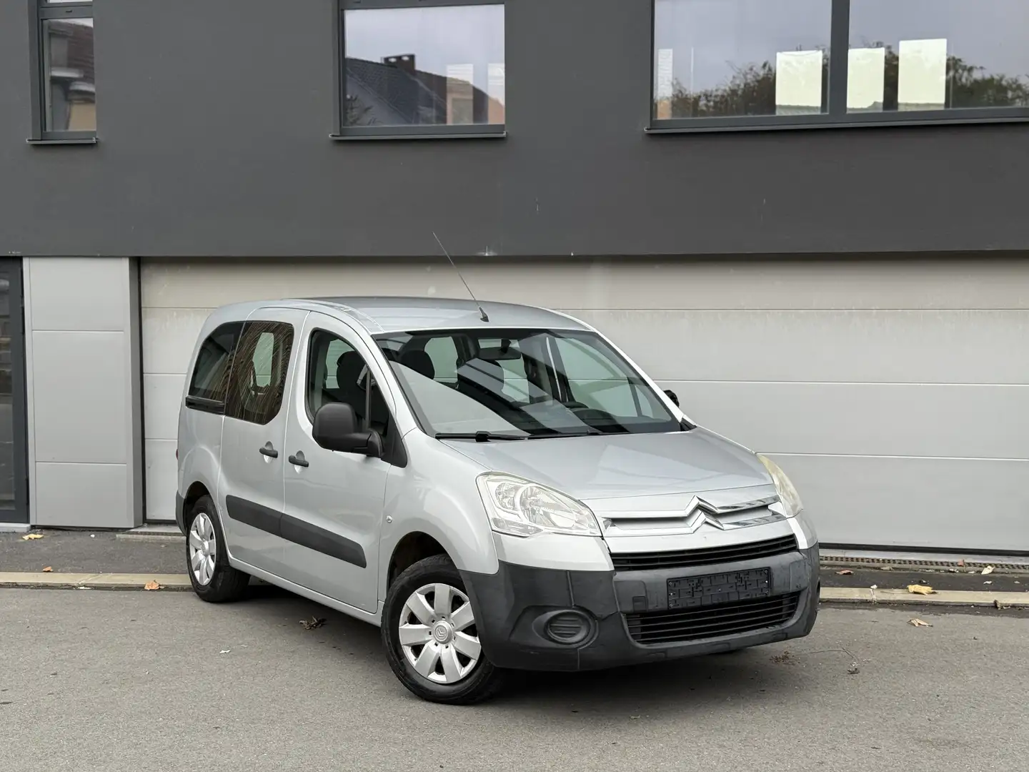 Citroen Berlingo 1.6i 110.000km Argent - 1