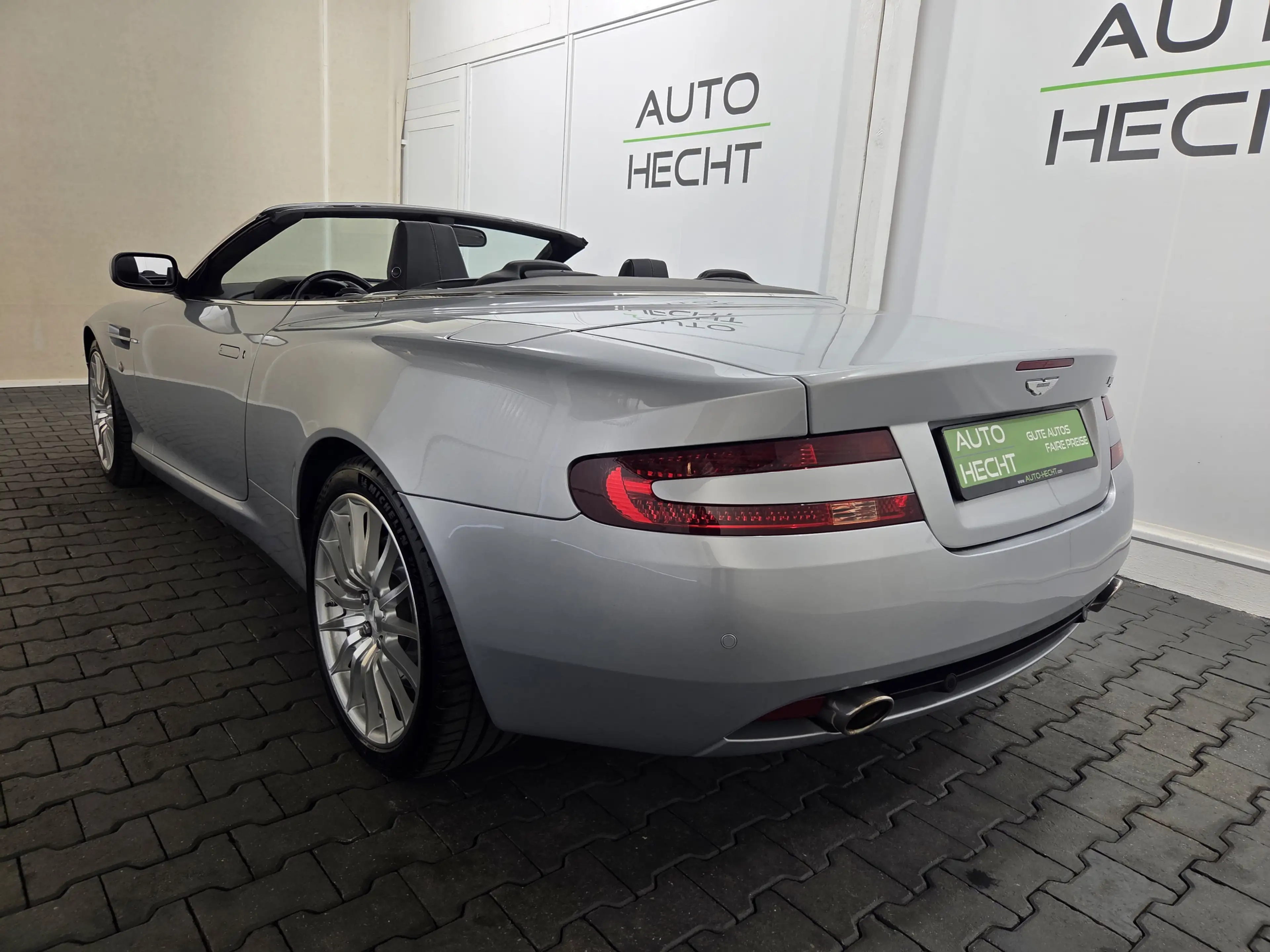 Aston Martin DB9 Volante 6,0 V12, deutsch, Traumzustand — photo 2