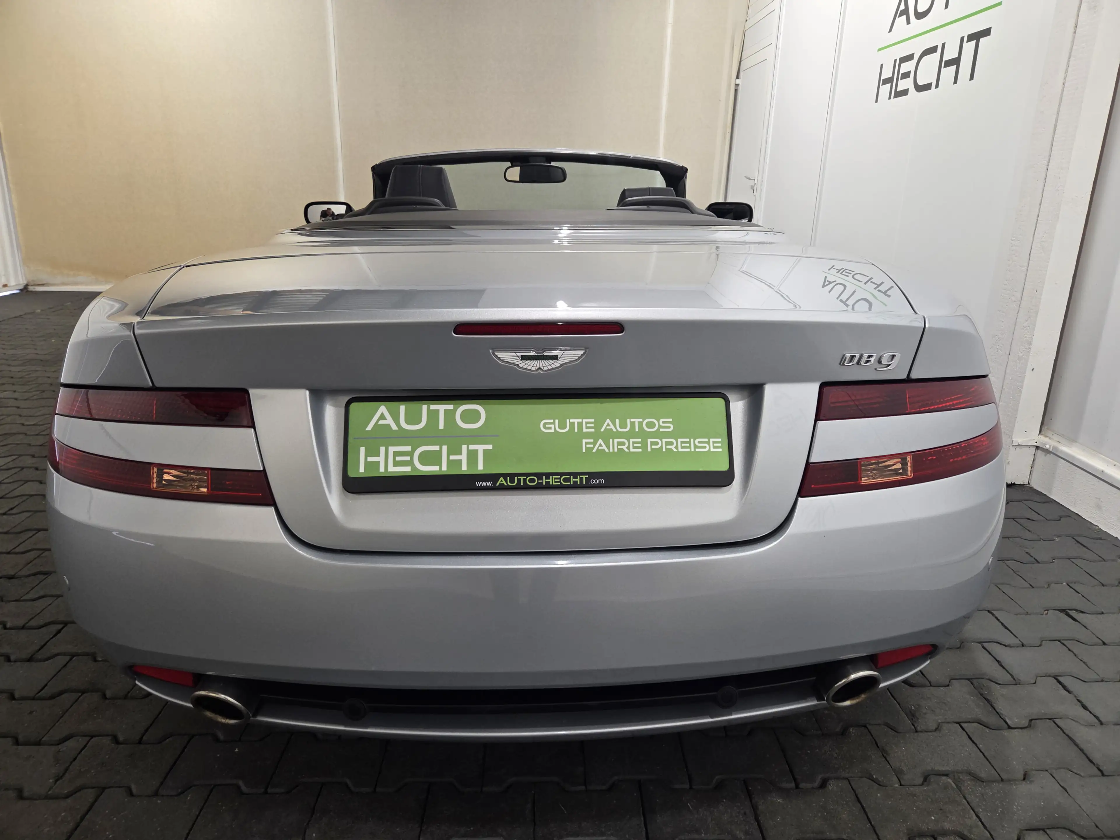 Aston Martin DB9 Volante 6,0 V12, deutsch, Traumzustand — photo 6