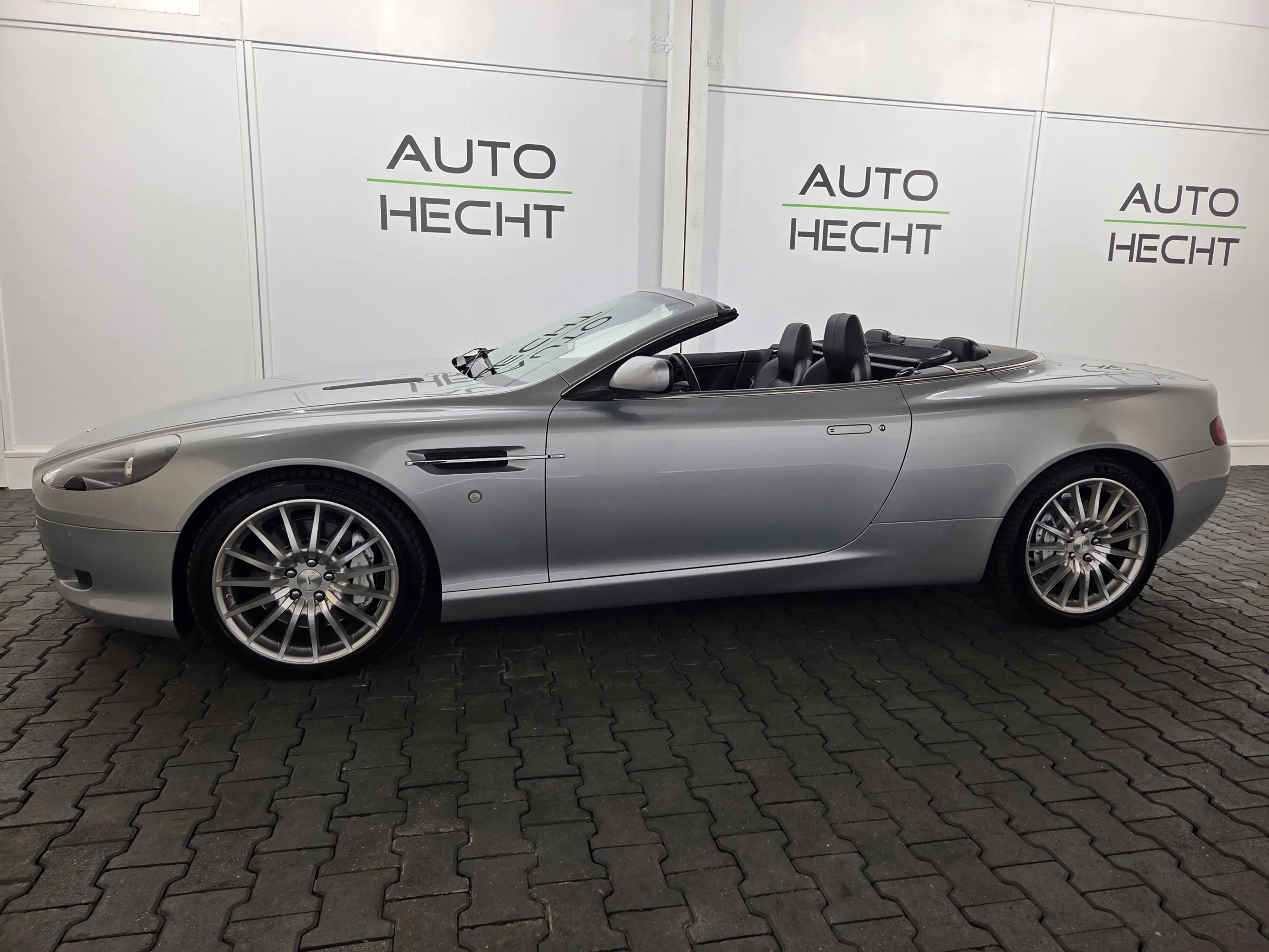 Aston Martin DB9 Volante 6,0 V12, deutsch, Traumzustand — photo 7