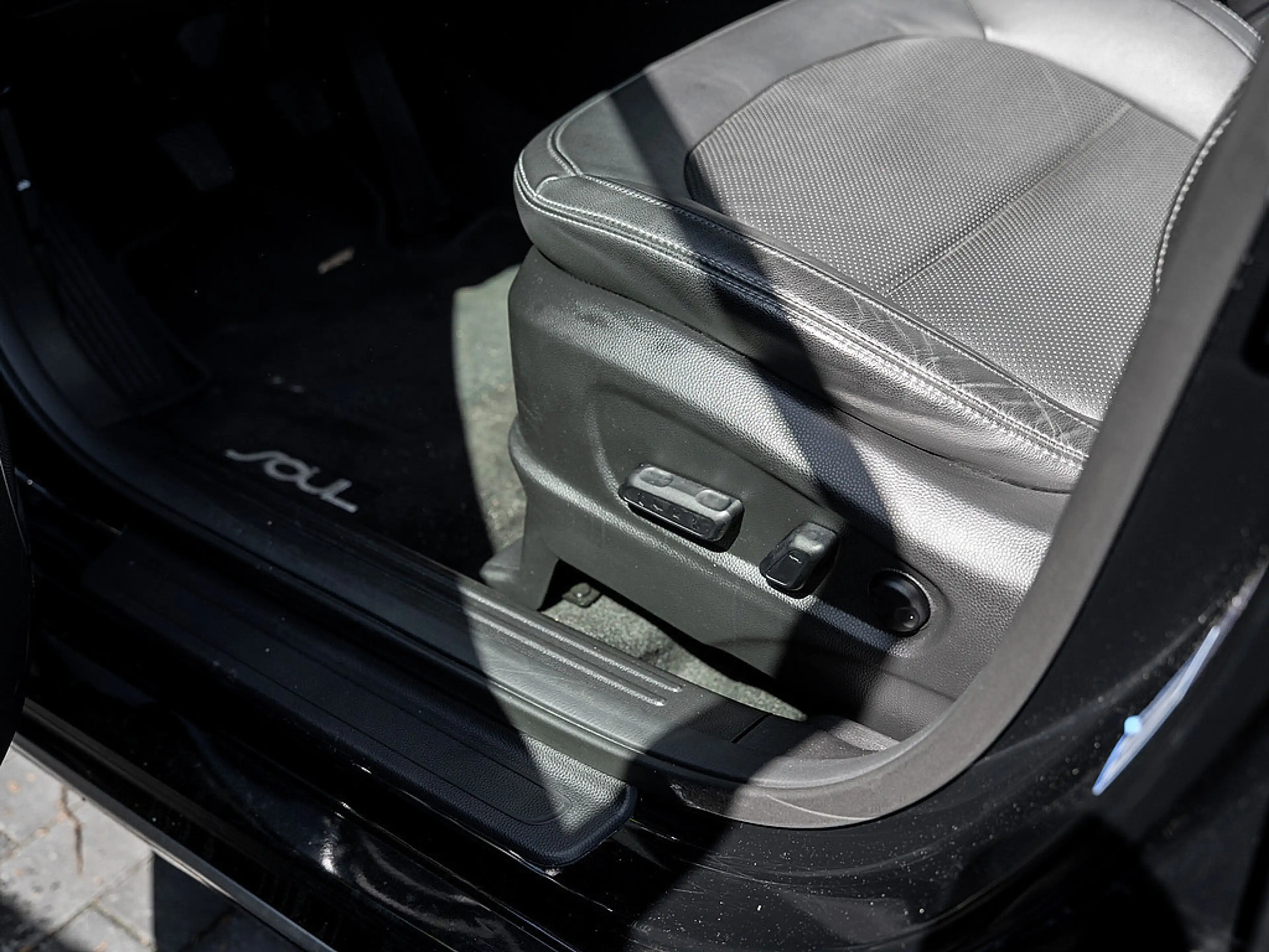 Kia Soul 1.6 GDI Spirit PANO SHZ KAM PDC TEMP BT — photo 15