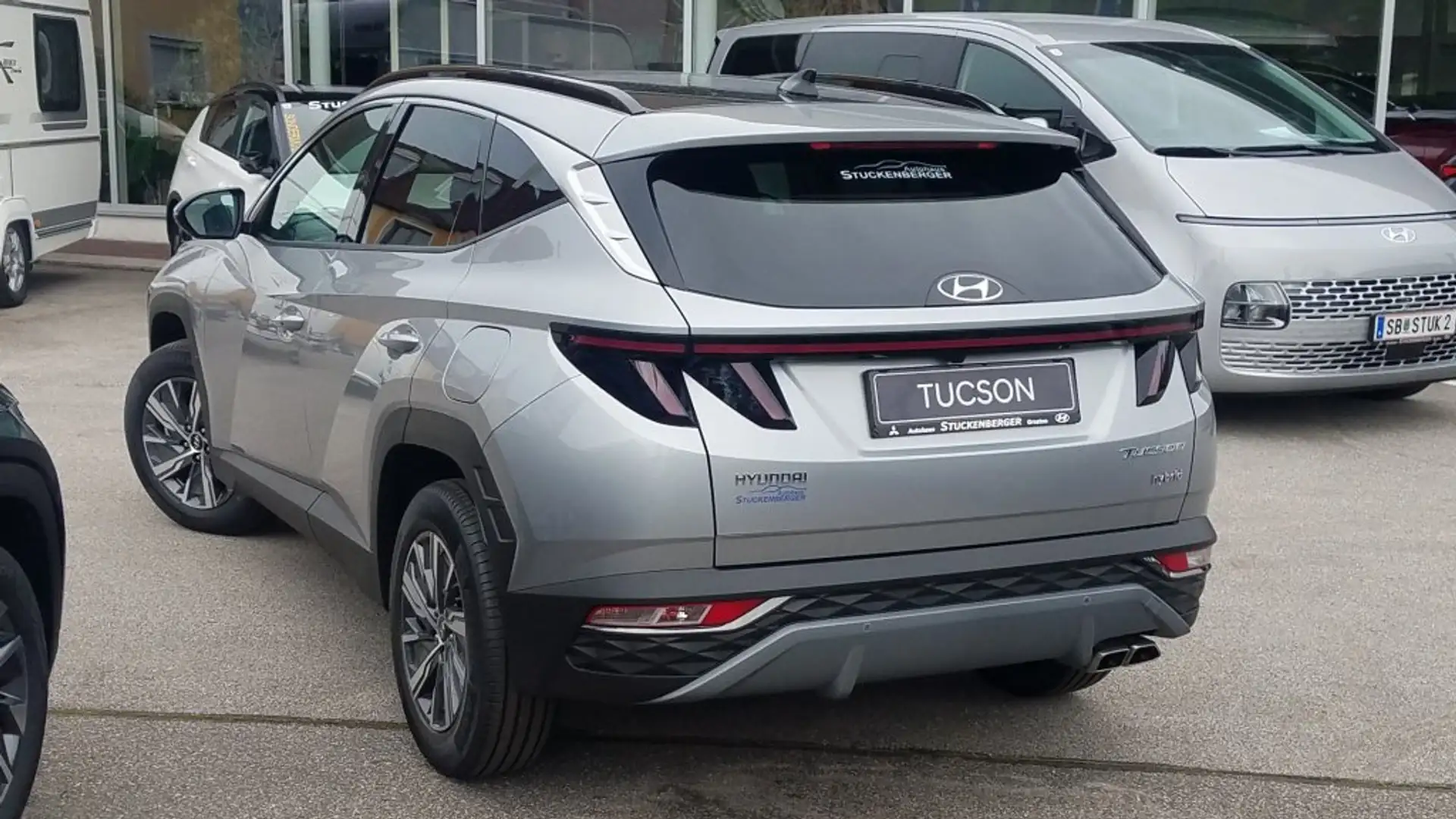 Hyundai TUCSON NX4 Trend Line 1,6 T-GDi HEV 4WD AT t1ht1-O Zilver - 2