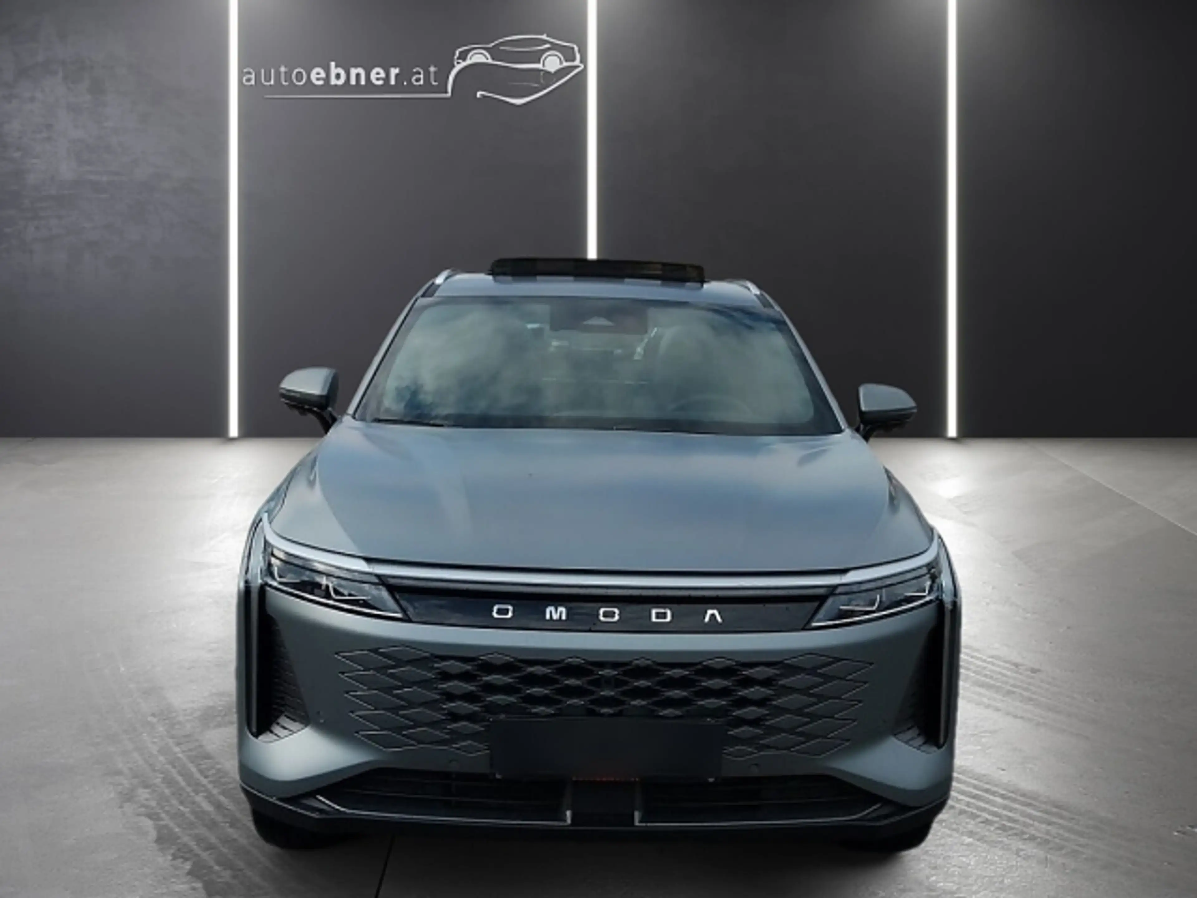 Omoda 9 Omoda 9 Plug-In Hybrid mit SHS und Allrad — photo 2