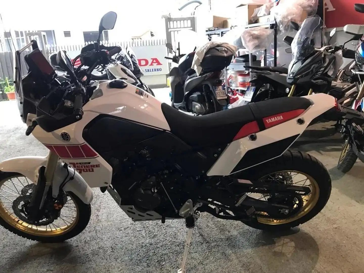 Yamaha Ténéré 700 Bianco - 2