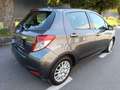 Toyota Yaris Yaris 1.4 D-4D Lounge 5p Gris - thumbnail 3