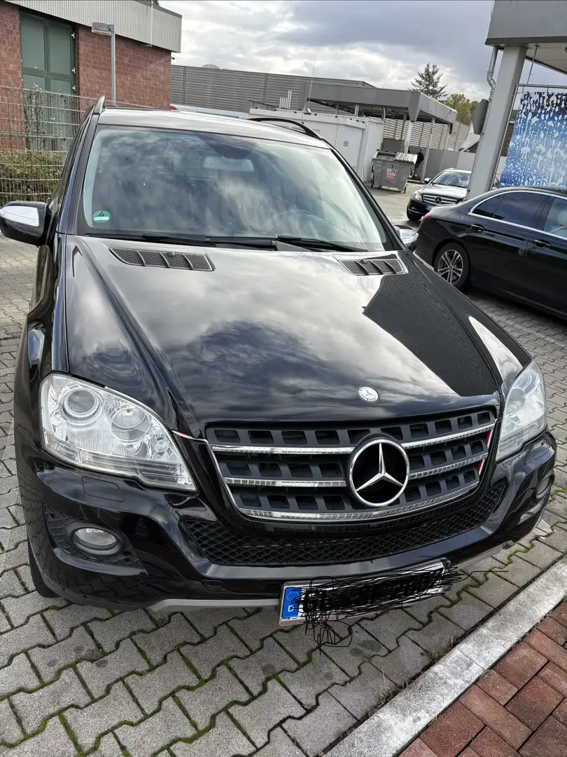 Mercedes-Benz ML 300 CDI 4Matic 7G-TRONIC DPF BlueEFFICIENCY Grand Edit - 1