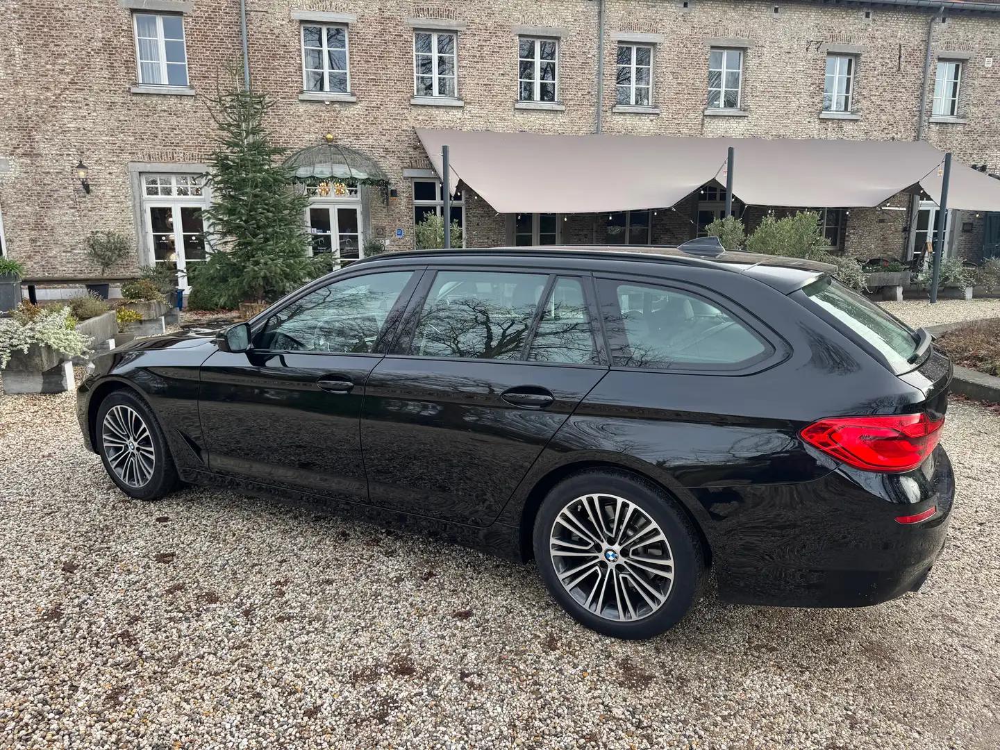BMW 520 520 520i High Exe Zwart - 2
