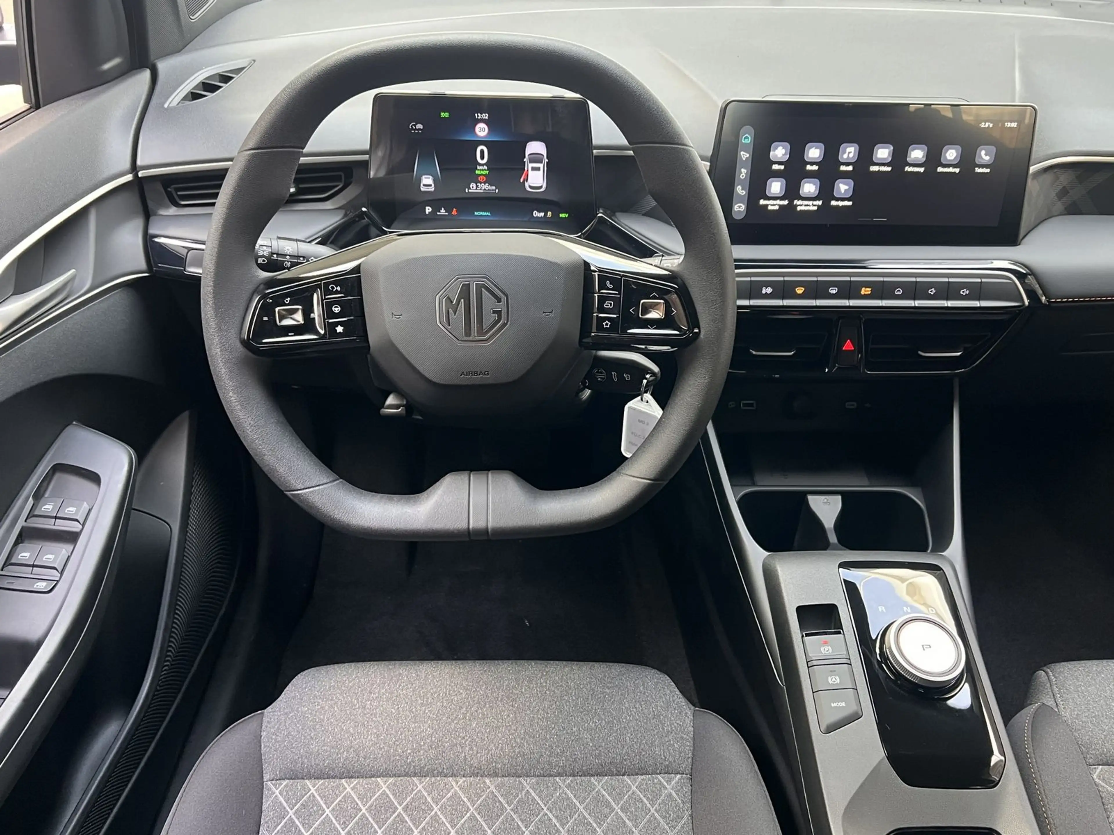 MG MG3 1.5 Hybrid+ 143kW Navi Kamera AppleCar — photo 9