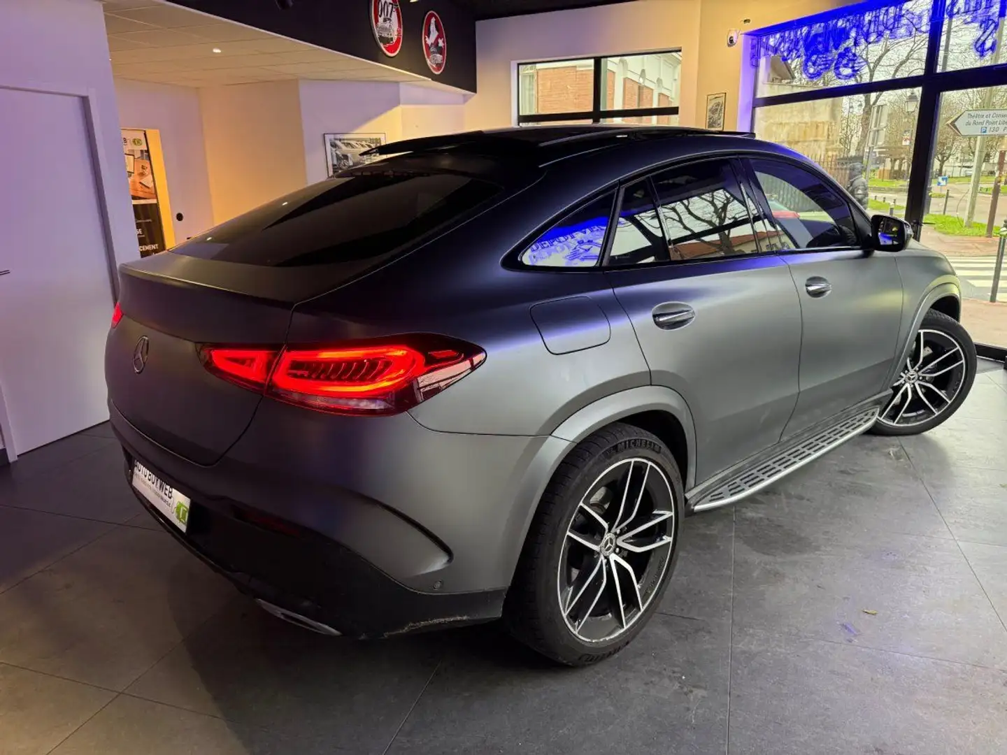 Mercedes-Benz GLE 350 COUPE 350 de 9G-Tronic 4Matic AMG Line Grau - 2