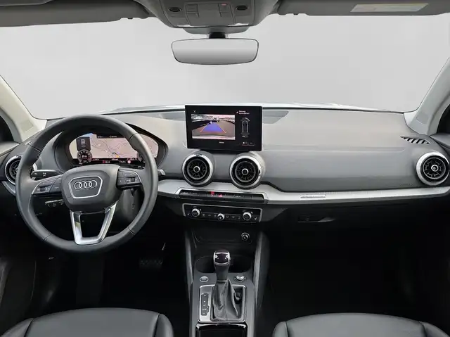Audi Q2 view 5