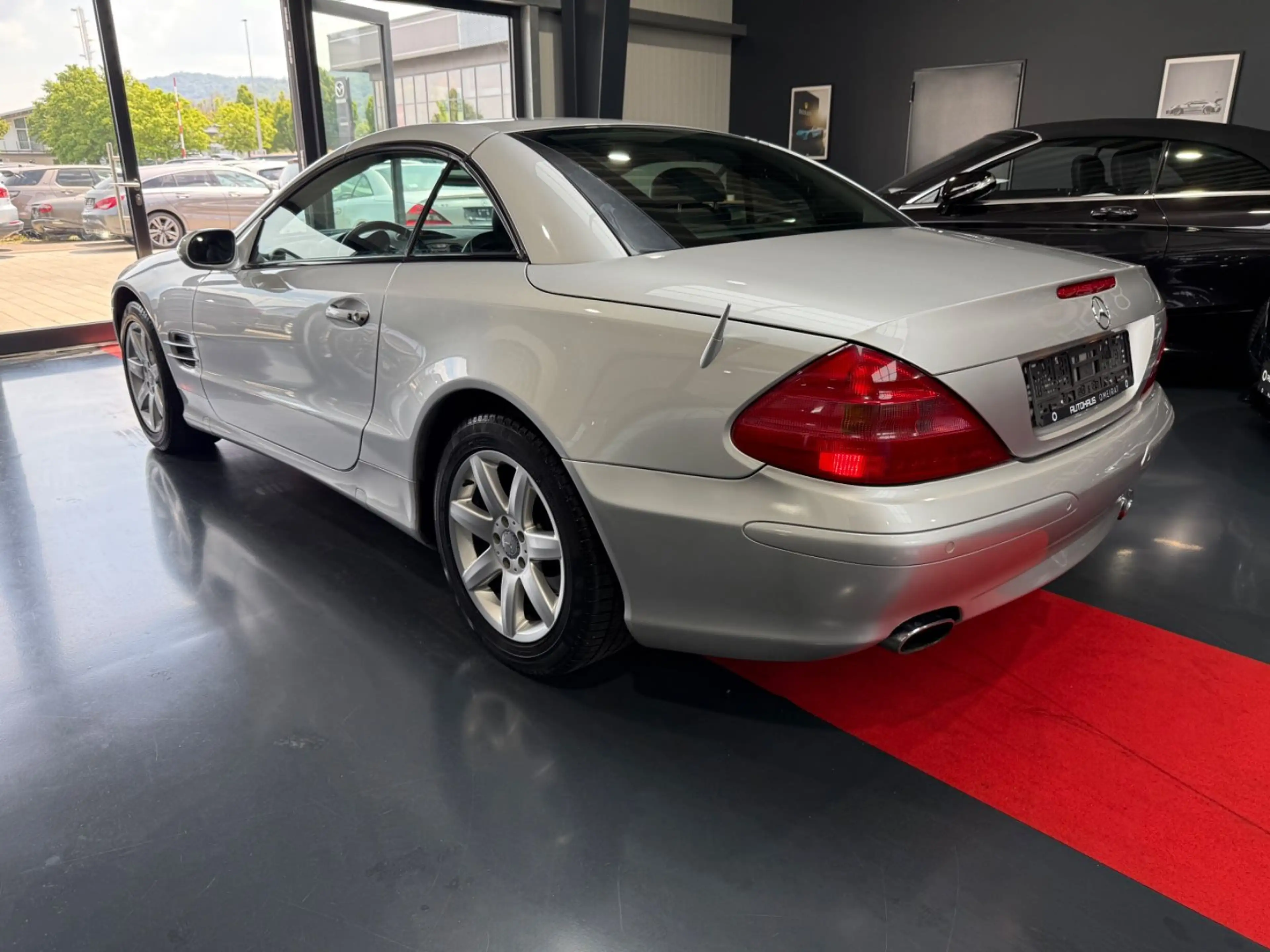 Mercedes-Benz SL 500 Bi-Xenon/KeyGo/Comand/*Deutsch*/Lkr.-Hzg. — photo 8