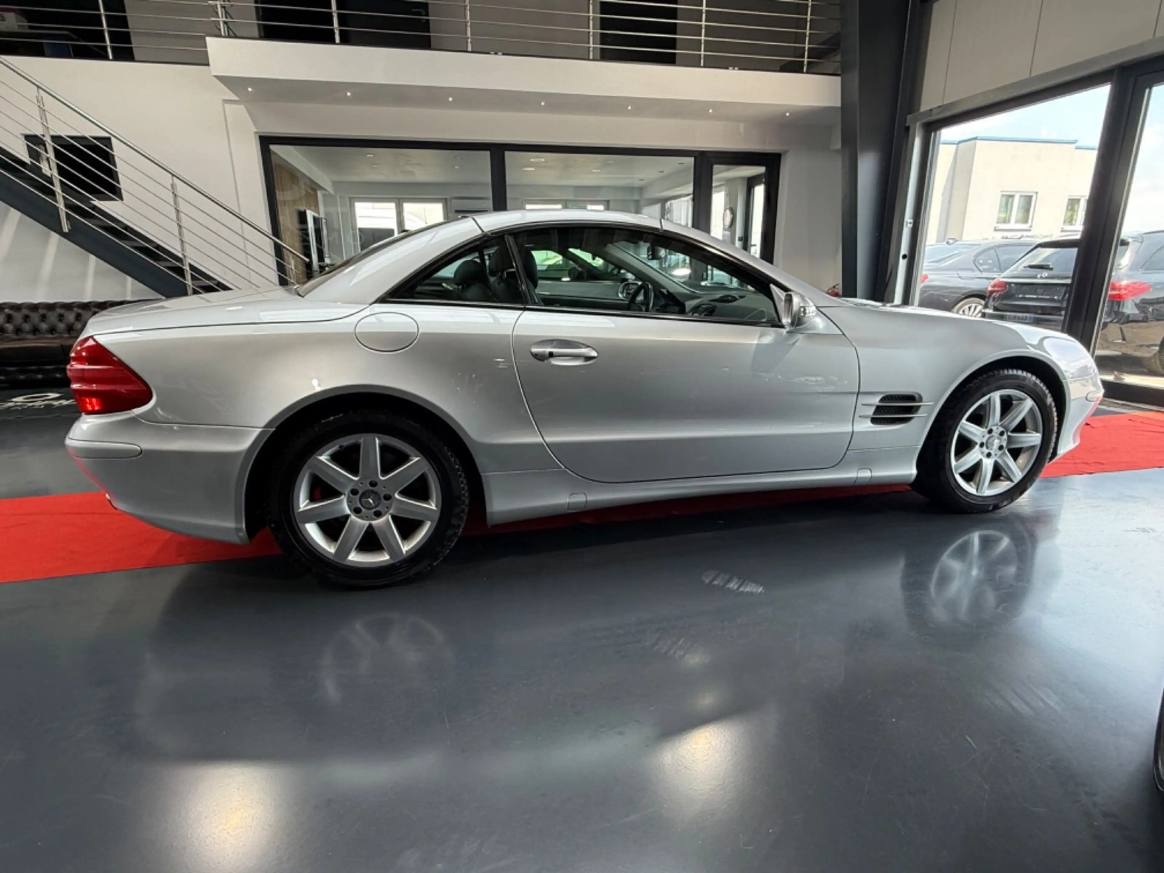 Mercedes-Benz SL 500 Bi-Xenon/KeyGo/Comand/*Deutsch*/Lkr.-Hzg. — photo 4