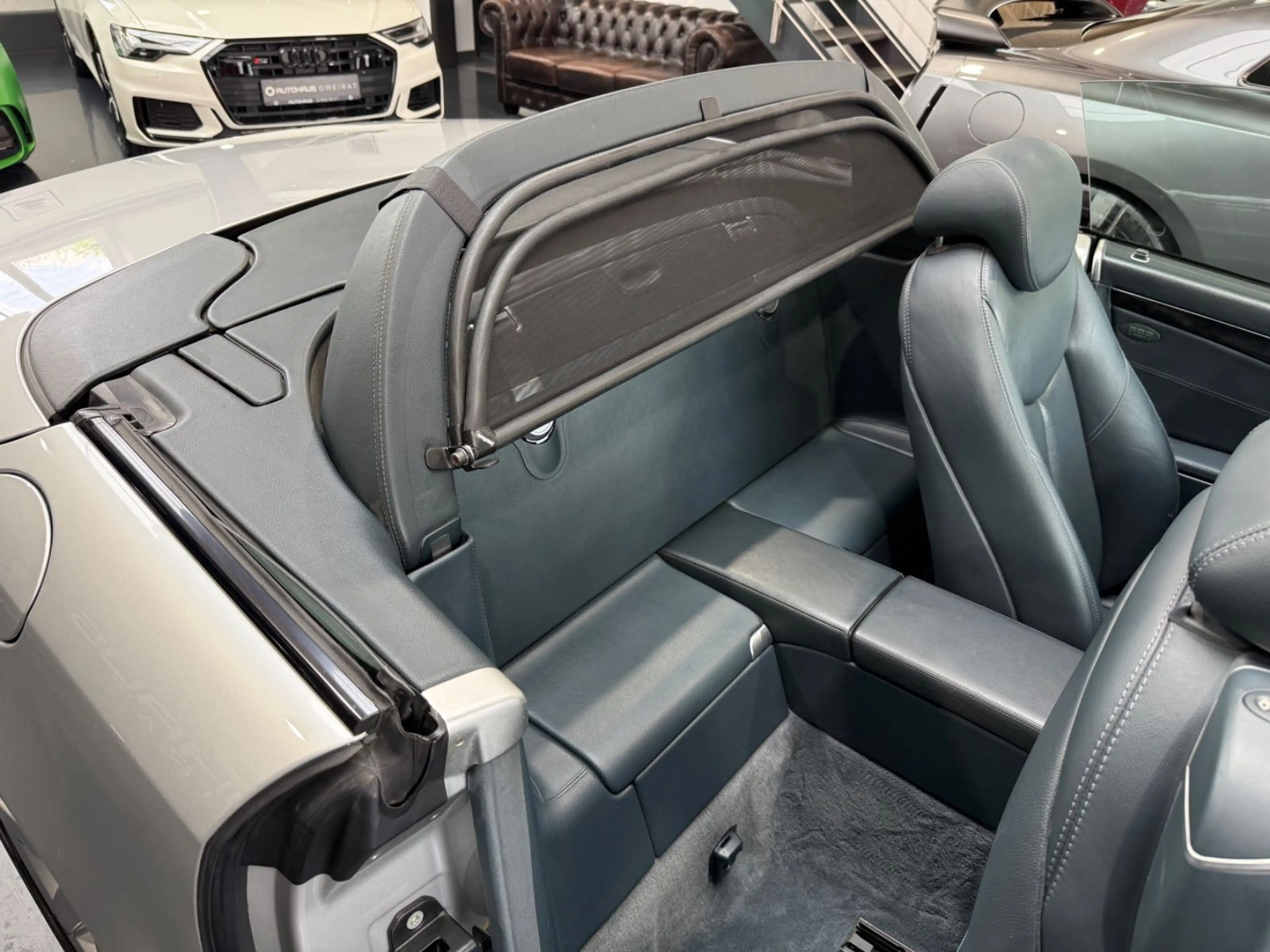 Mercedes-Benz SL 500 Bi-Xenon/KeyGo/Comand/*Deutsch*/Lkr.-Hzg. — photo 15