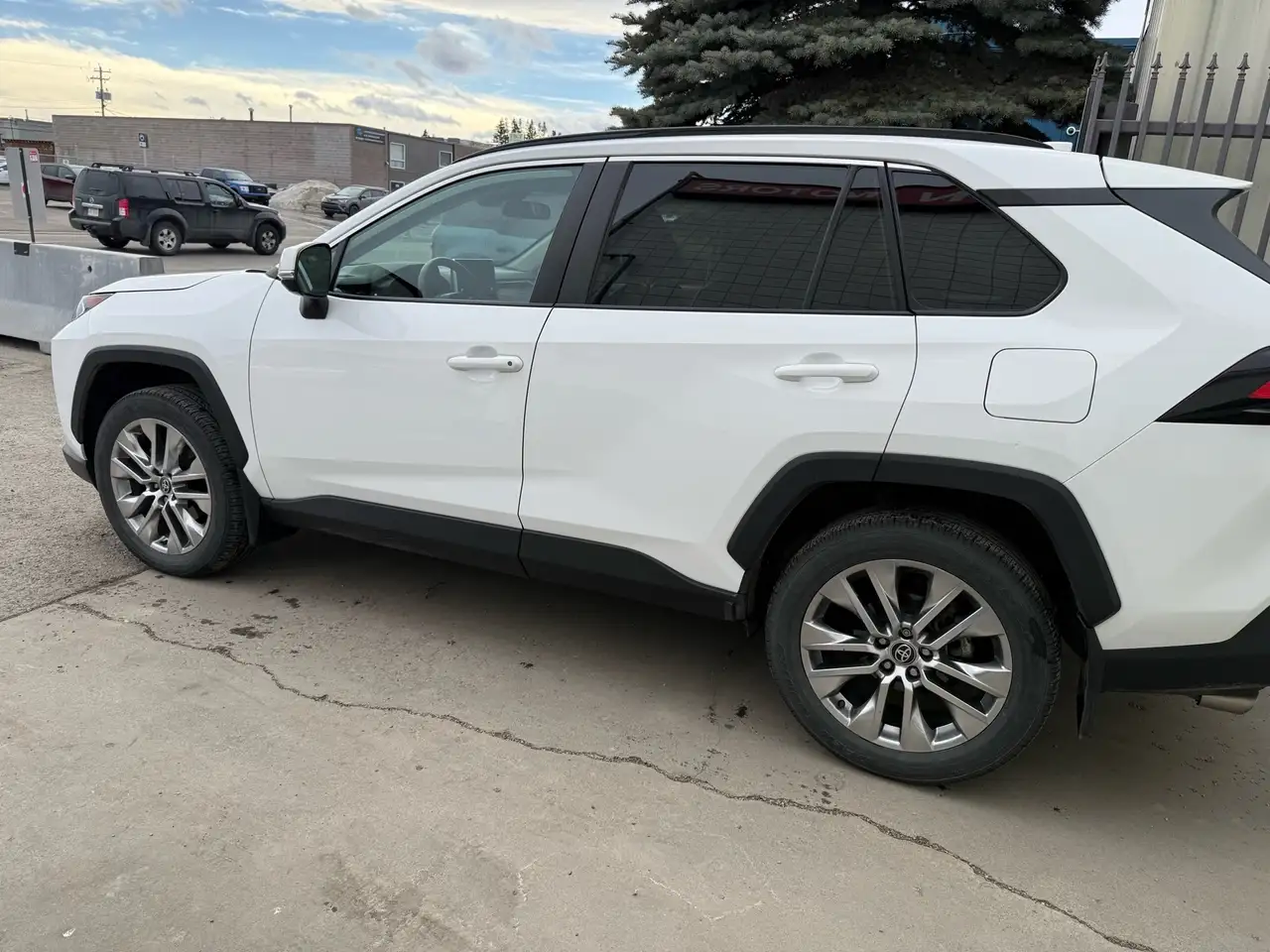 Toyota RAV 4 снимка Toyota RAV 4