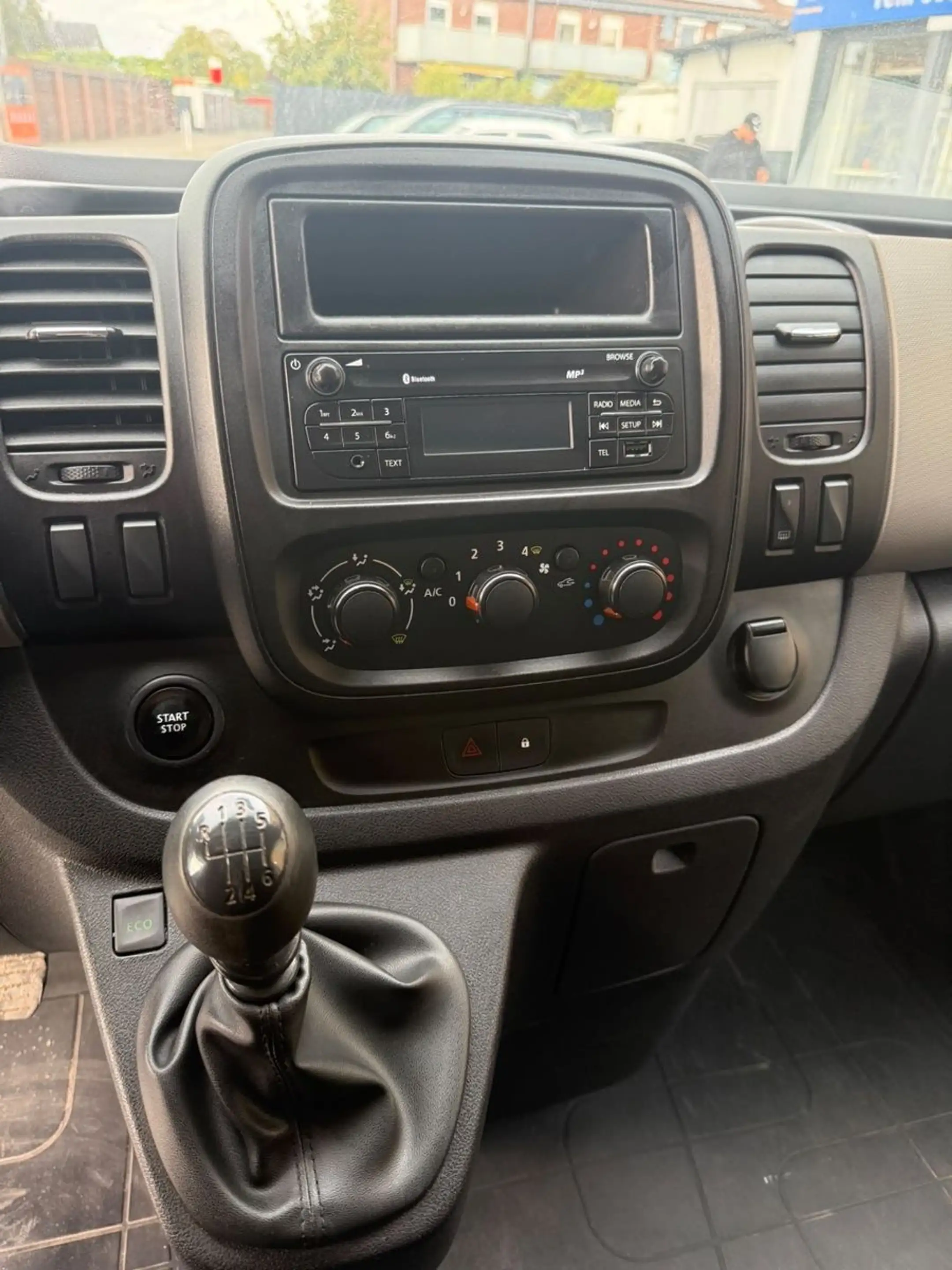 Renault Trafic Kasten L1H1 2,7t Komfort 2.Hand Tüv Klima — photo 14