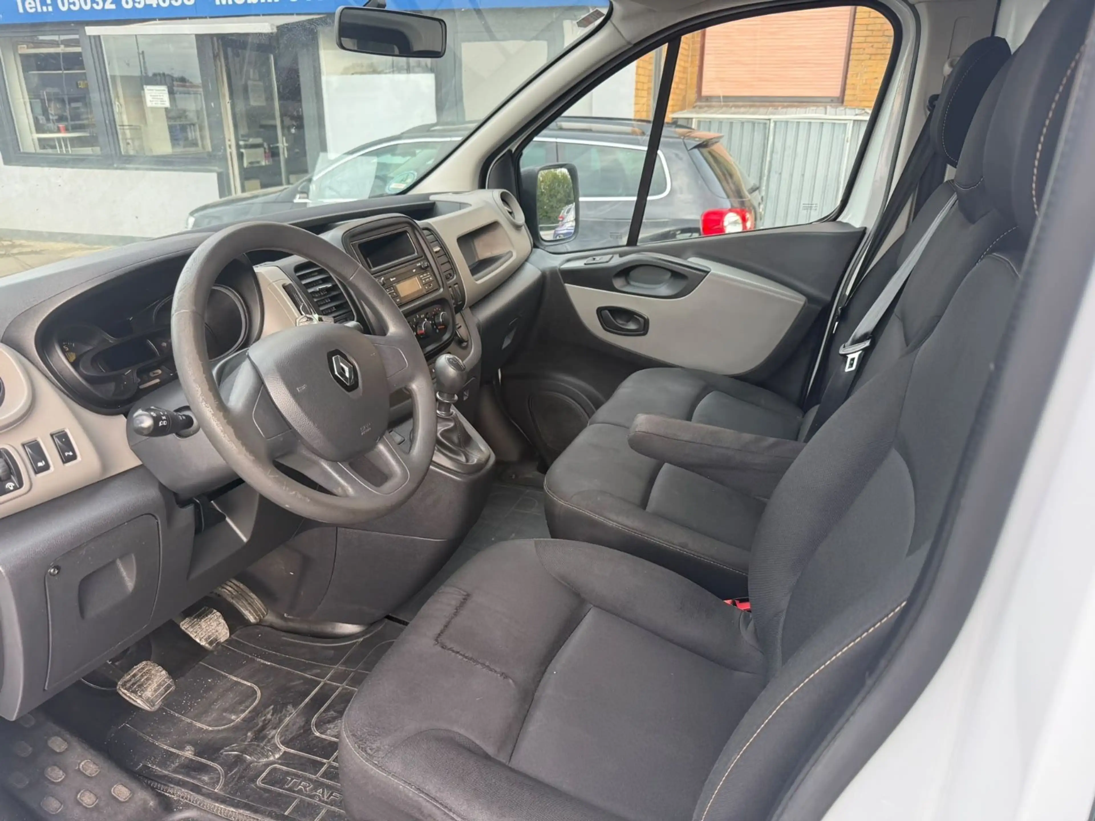 Renault Trafic Kasten L1H1 2,7t Komfort 2.Hand Tüv Klima — photo 10