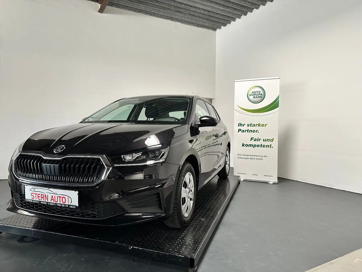 Skoda Fabia TSI DSG AMBITION  PDC,ACC,KLIMA,CARPLAY Noir - 1