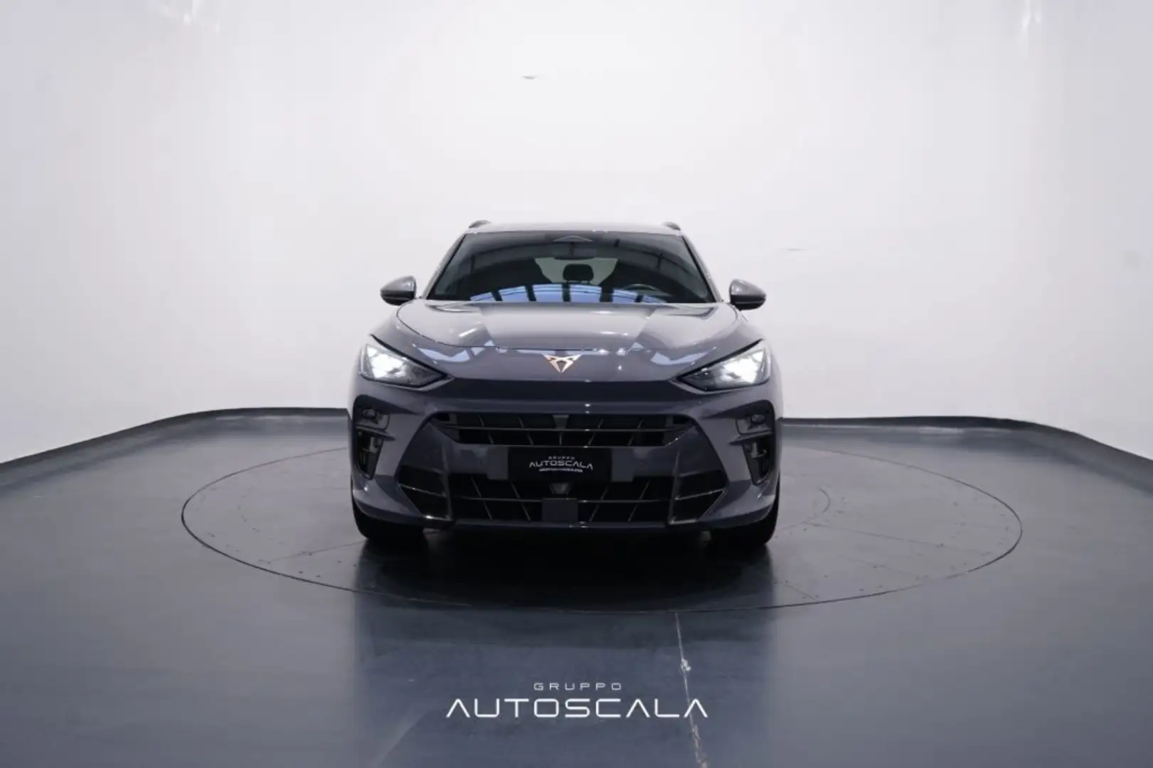 CUPRA Terramar 1.5 e-Hybrid DSG Grau - 2