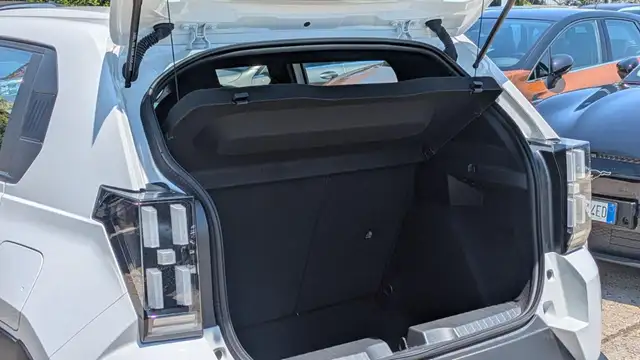 Fiat Grande Panda view 13