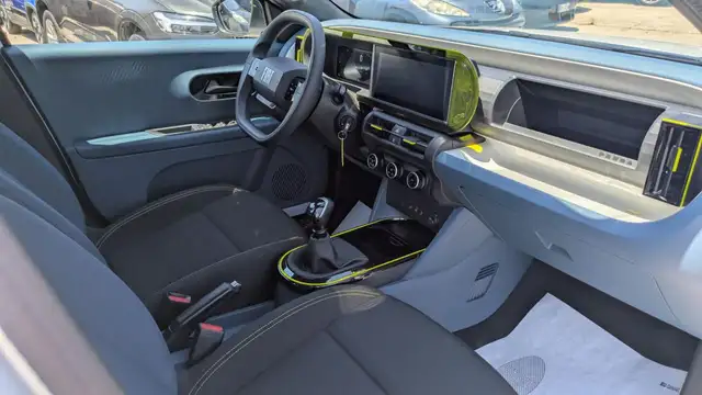 Fiat Grande Panda view 9