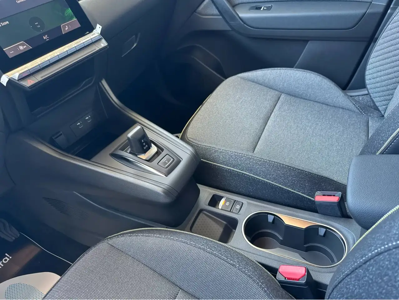 Renault Captur 2026 — фото 15