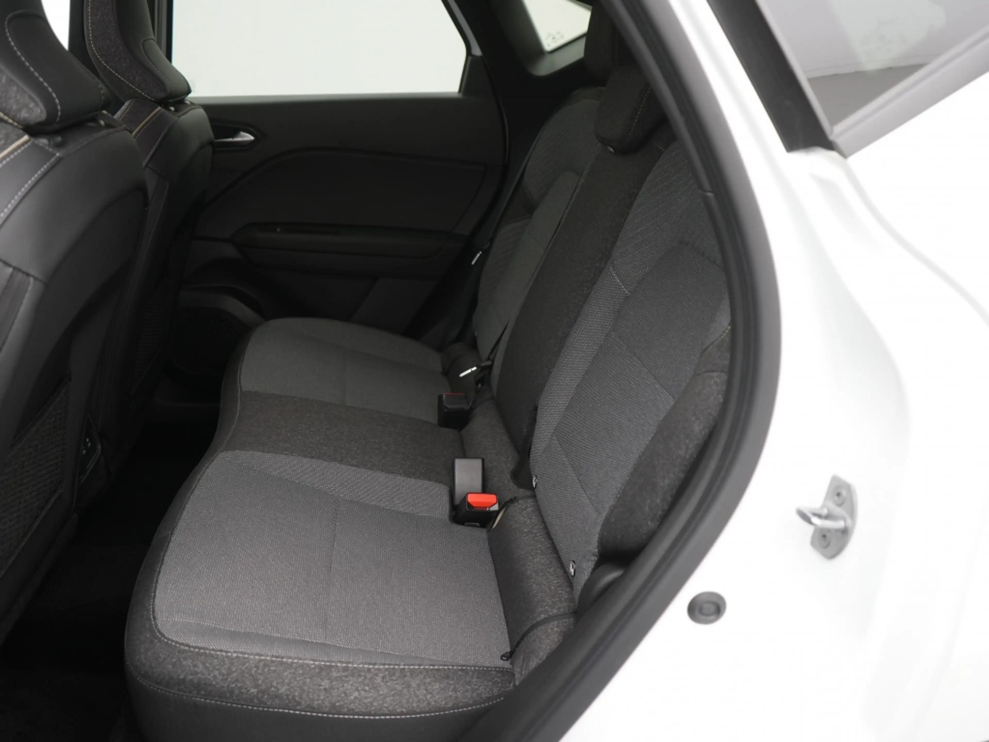 Renault Captur 1.8 E-tech Full Hybrid 160 Techno Adaptief | LED | — photo 15