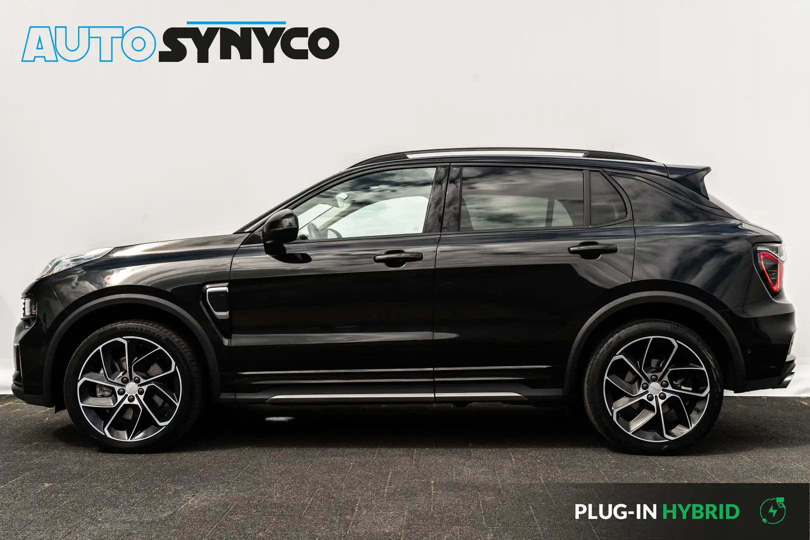 Lynk & Co 01 1.5 Plug-in Hybrid 262 Pk I Trekhaak | Panoramadak Noir - 2