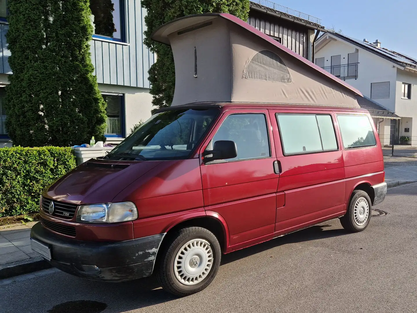 Volkswagen T4 Multivan T4/MULTIVAN/CARAVELLE m.Aufstd./W23 Rot - 2