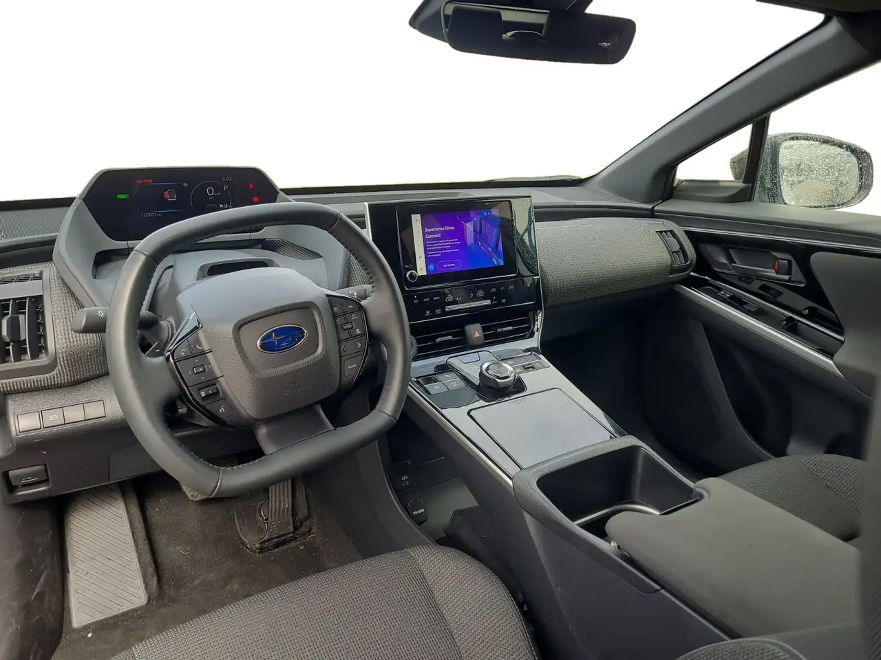Subaru Solterra снимка Subaru Solterra