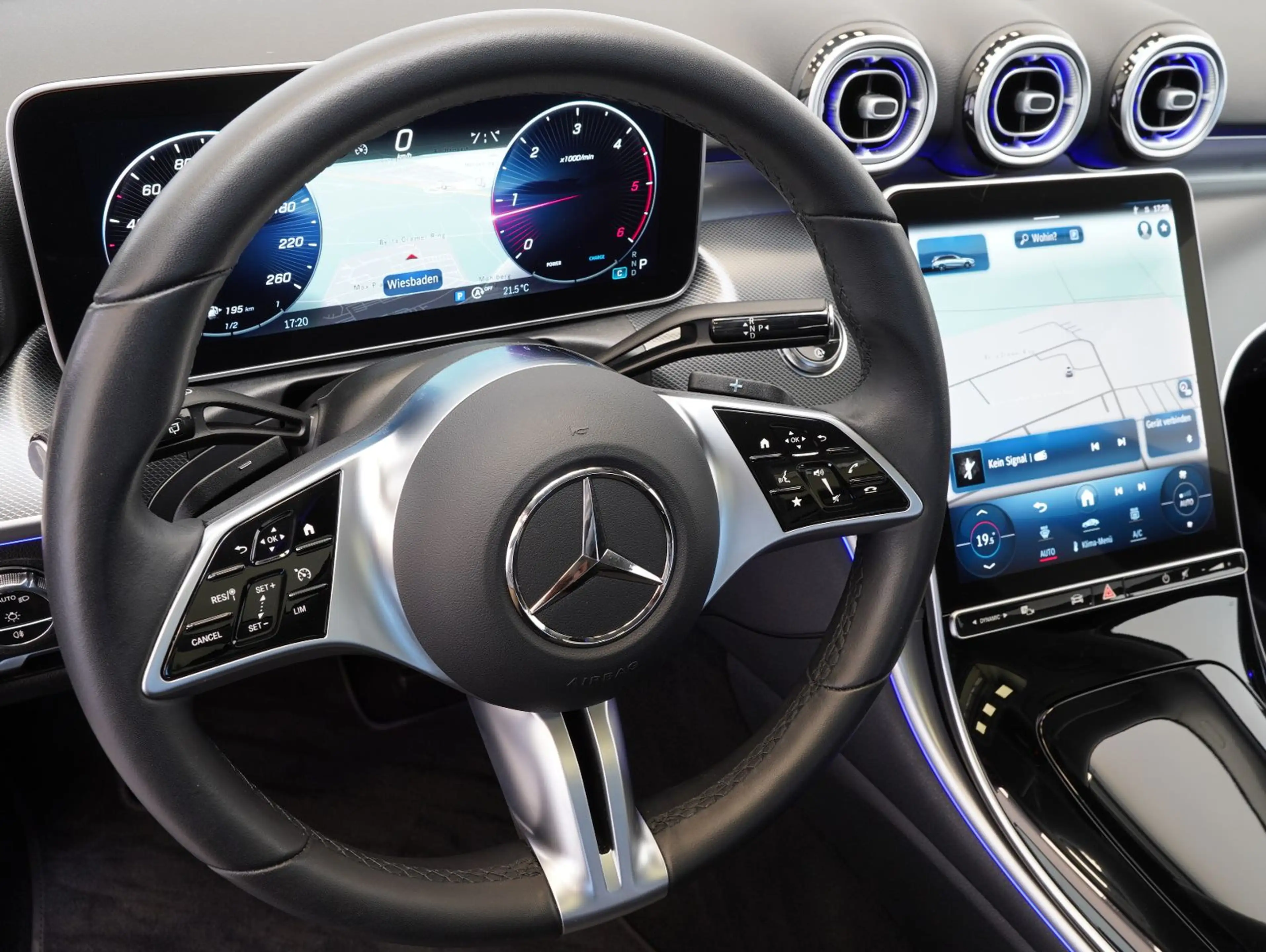 Mercedes-Benz C 200 d T Avantgarde NIGHT/LM18"/PANO/AMBI/MBUX — photo 8