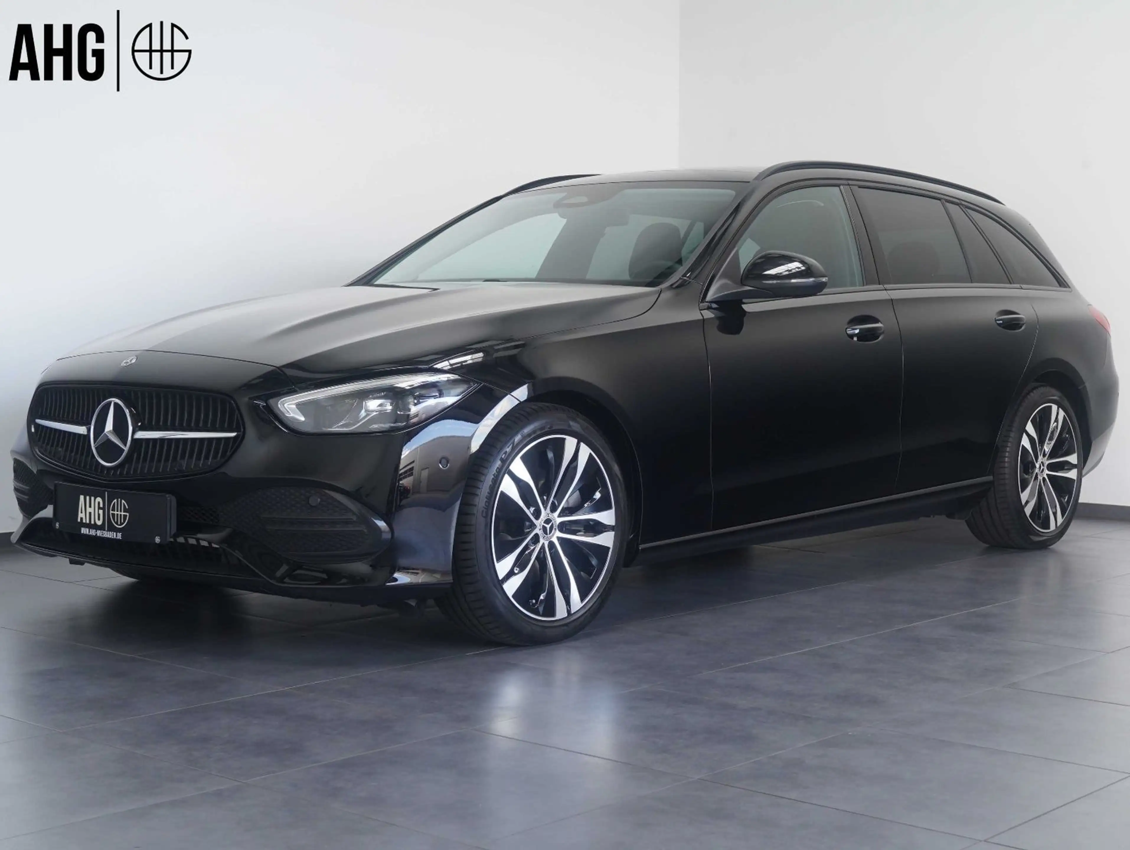 Mercedes-Benz C 200 d T Avantgarde NIGHT/LM18"/PANO/AMBI/MBUX
