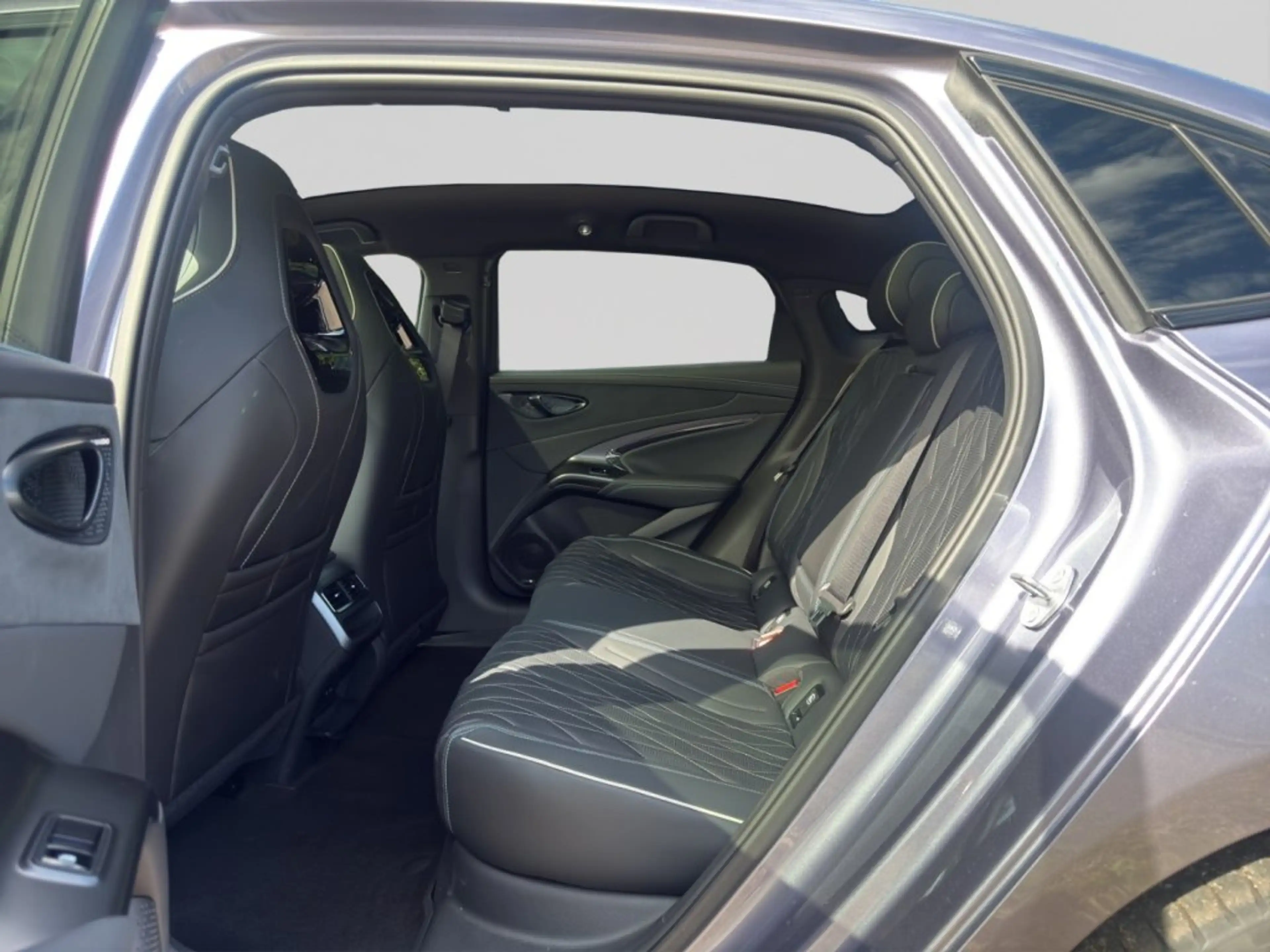 BYD Seal Design MY26 — photo 15