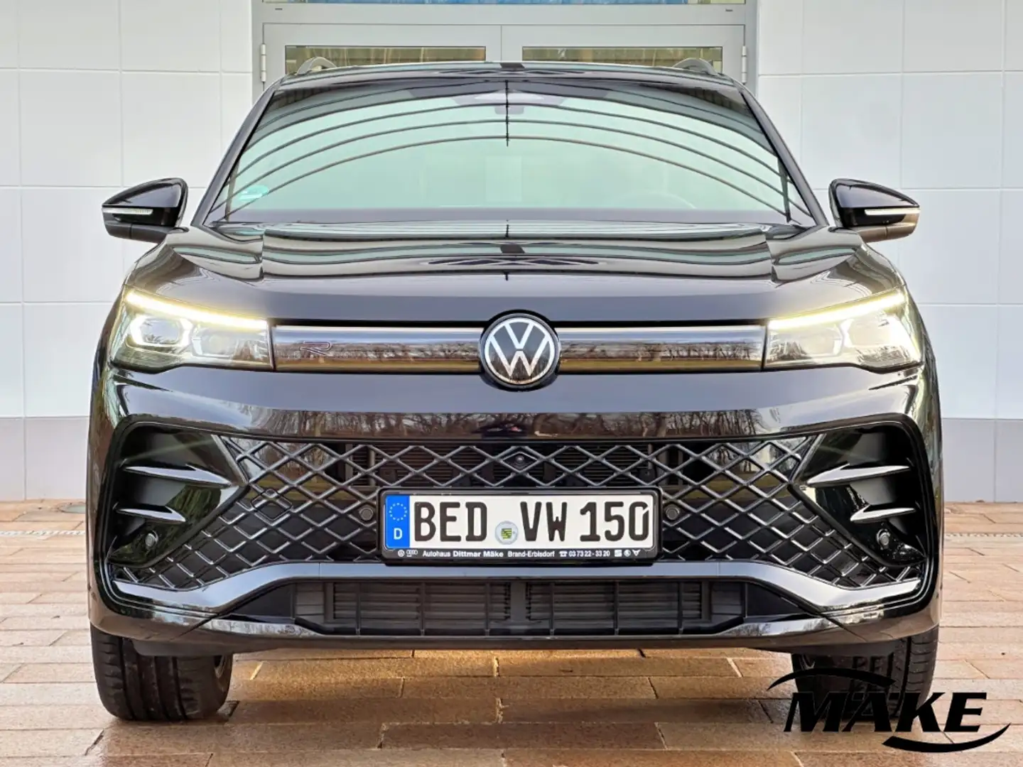 Volkswagen Tiguan R-Line 2.0 TDI 4MOTION DSG AHZV IQ.L LEDER Schwarz - 2