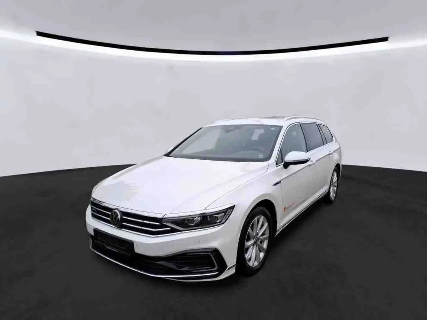 Volkswagen Passat Variant GTE Matrix/StandHZ/Kam/SHZ/AHK Blanc - 1